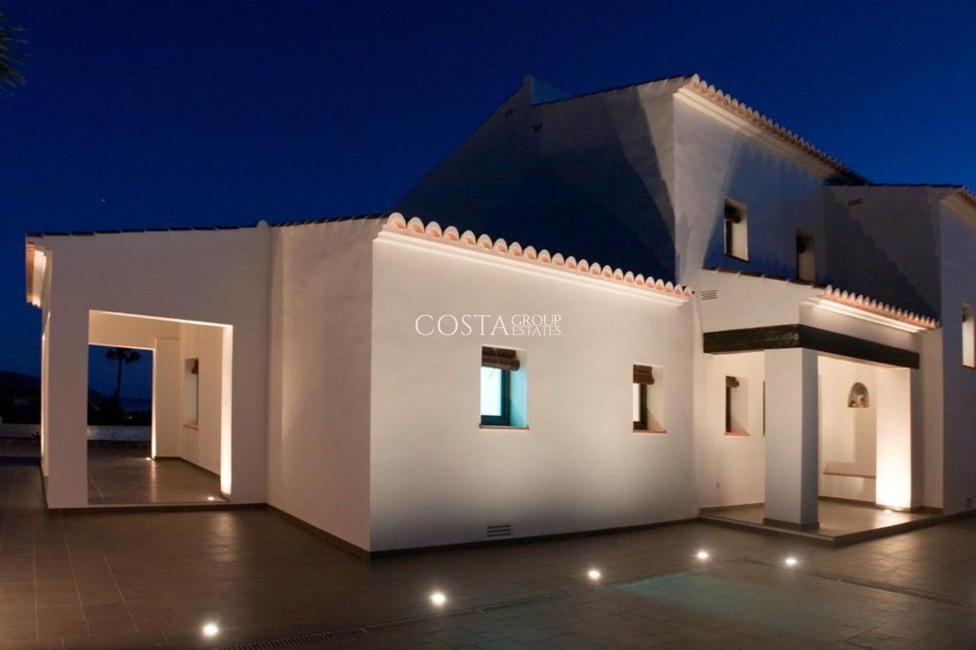 Herverkoop - Huis -
Teulada - Moraira