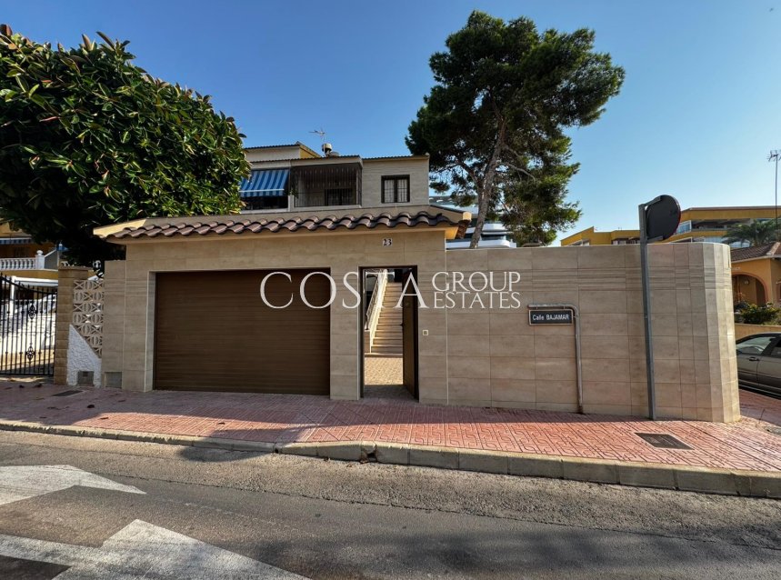 Herverkoop - Huis -
Torrevieja - Punta Prima
