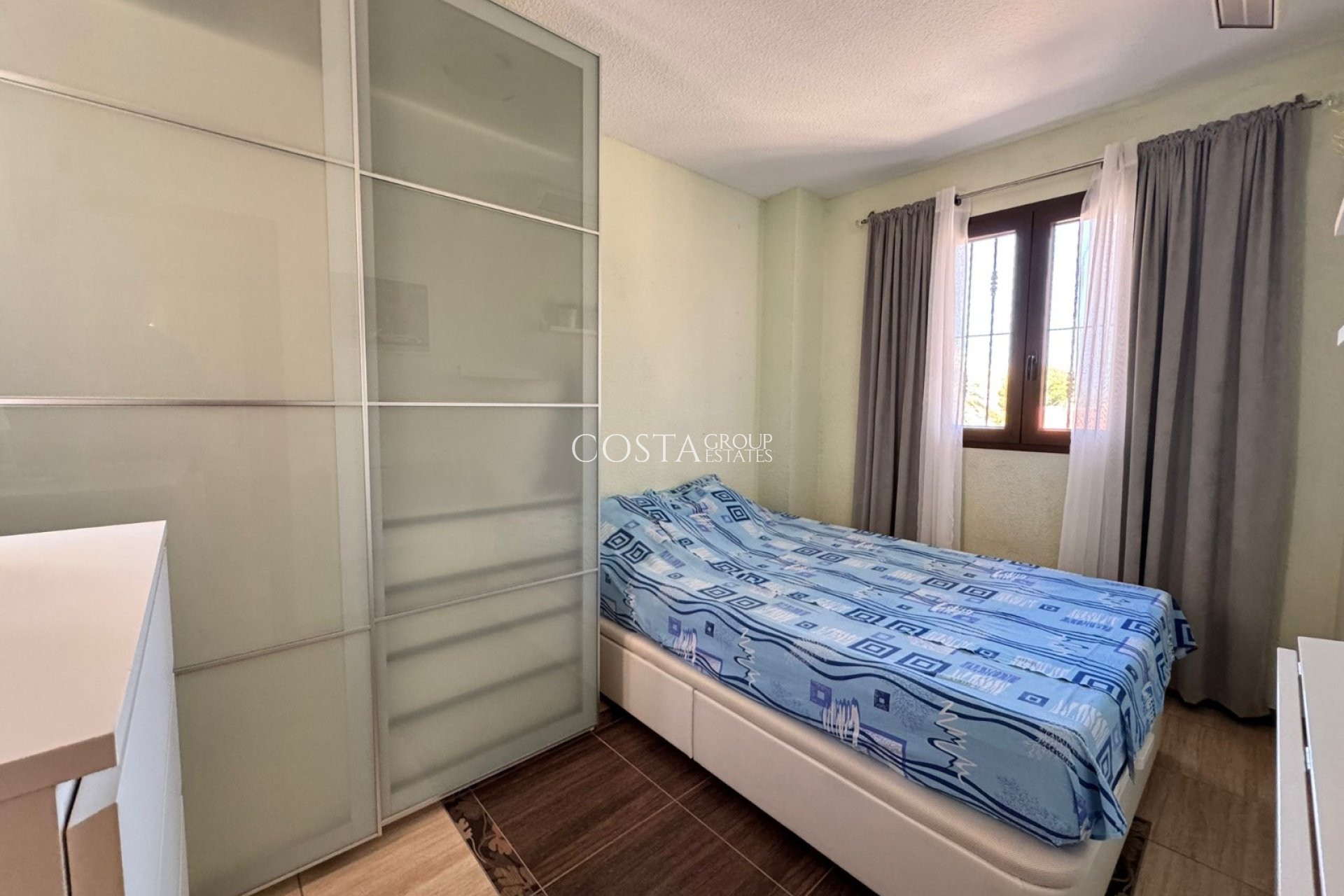 Herverkoop - Huis -
Torrevieja - Punta Prima