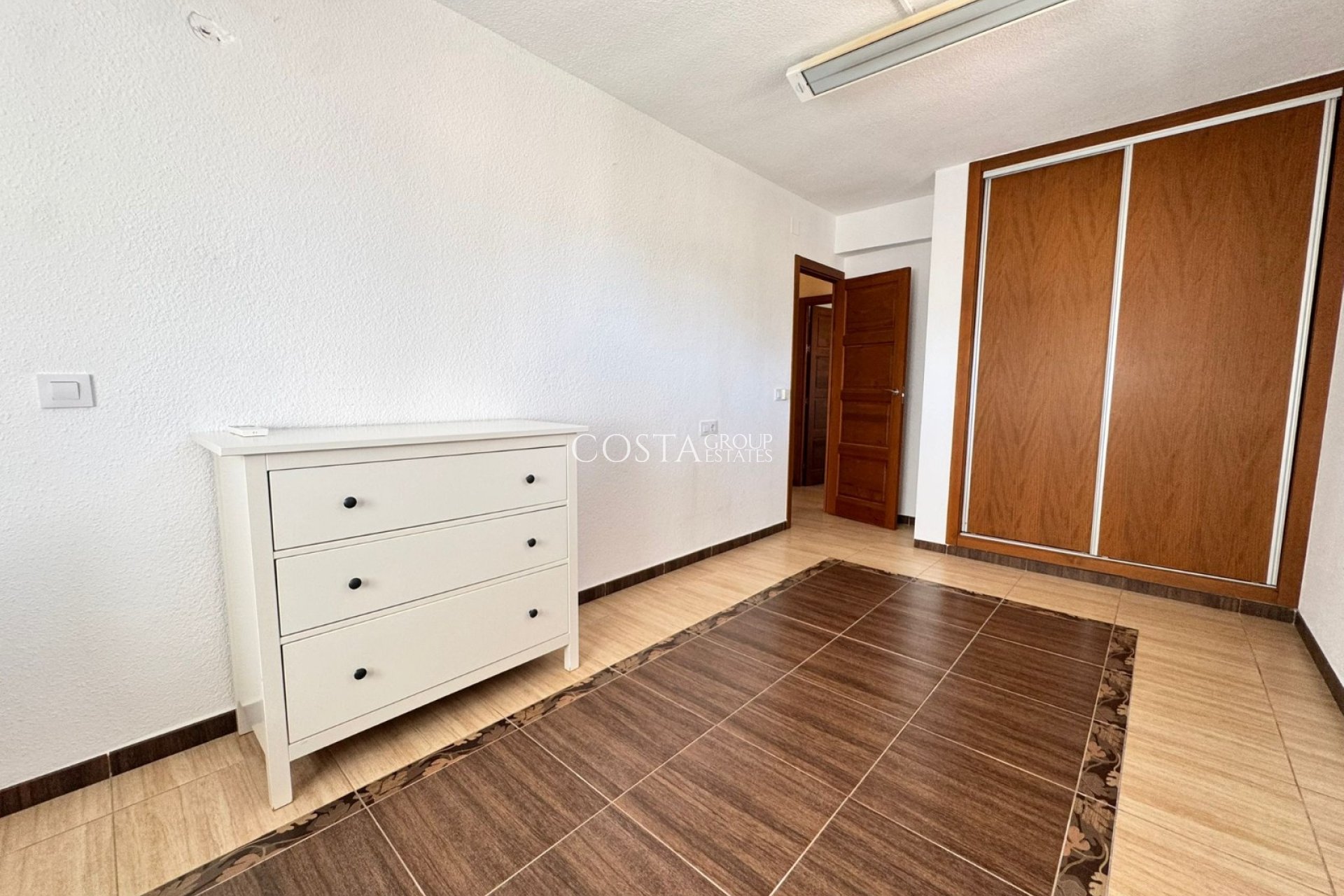 Herverkoop - Huis -
Torrevieja - Punta Prima