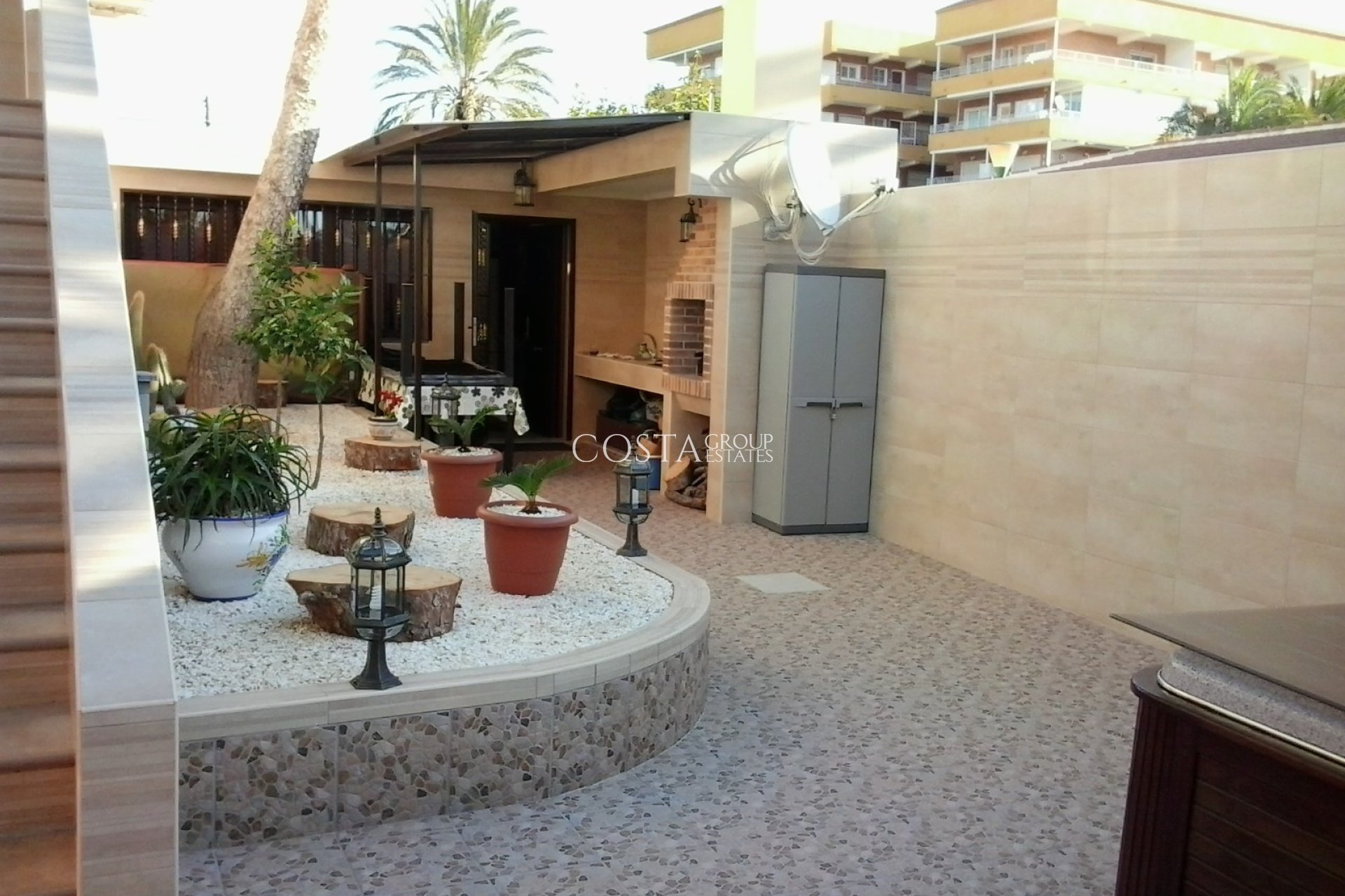 Herverkoop - Huis -
Torrevieja - Punta Prima