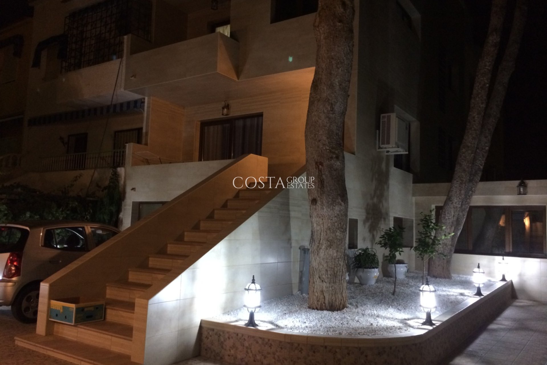 Herverkoop - Huis -
Torrevieja - Punta Prima