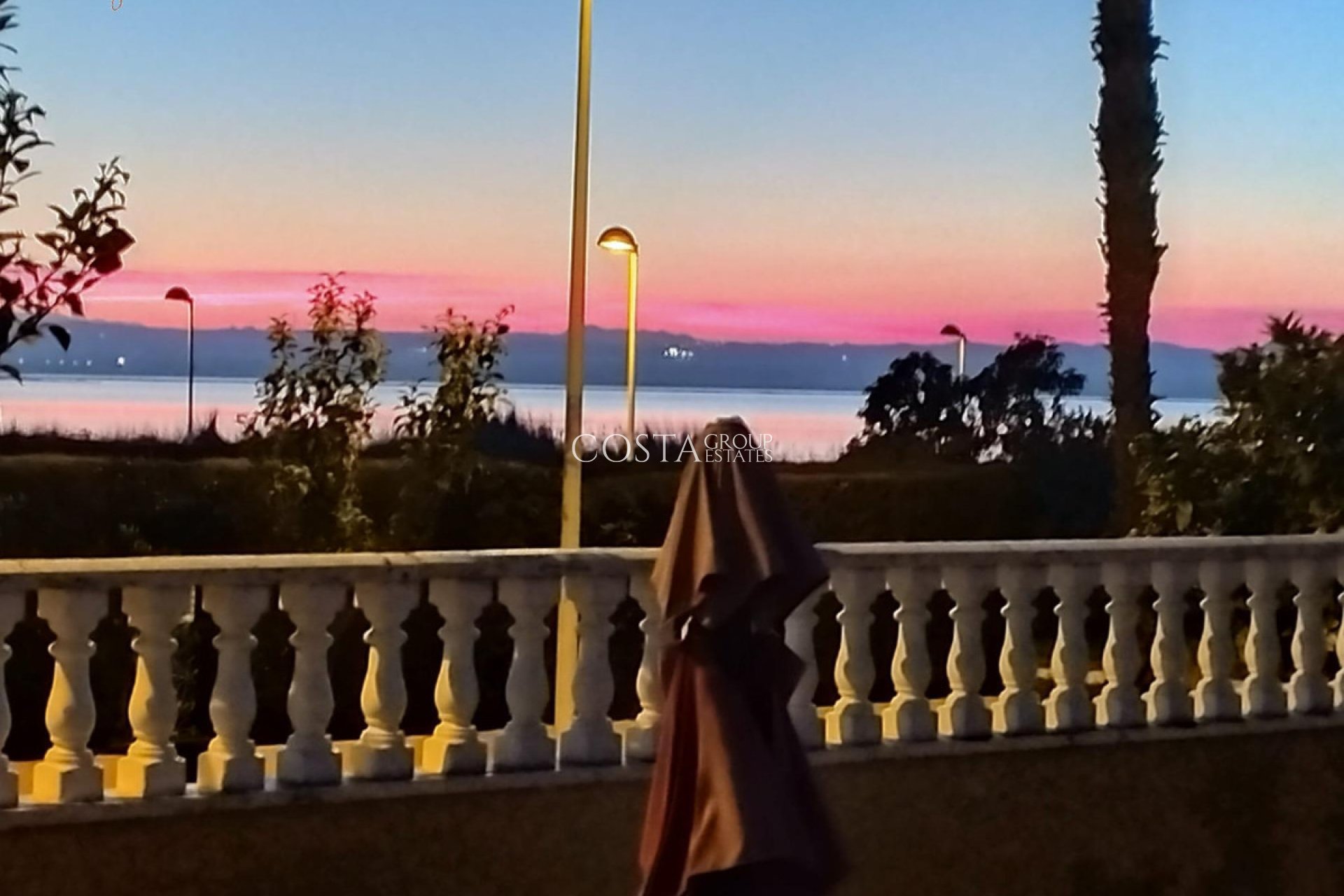 Herverkoop - Huis -
Torrevieja - Torrevieja Centro