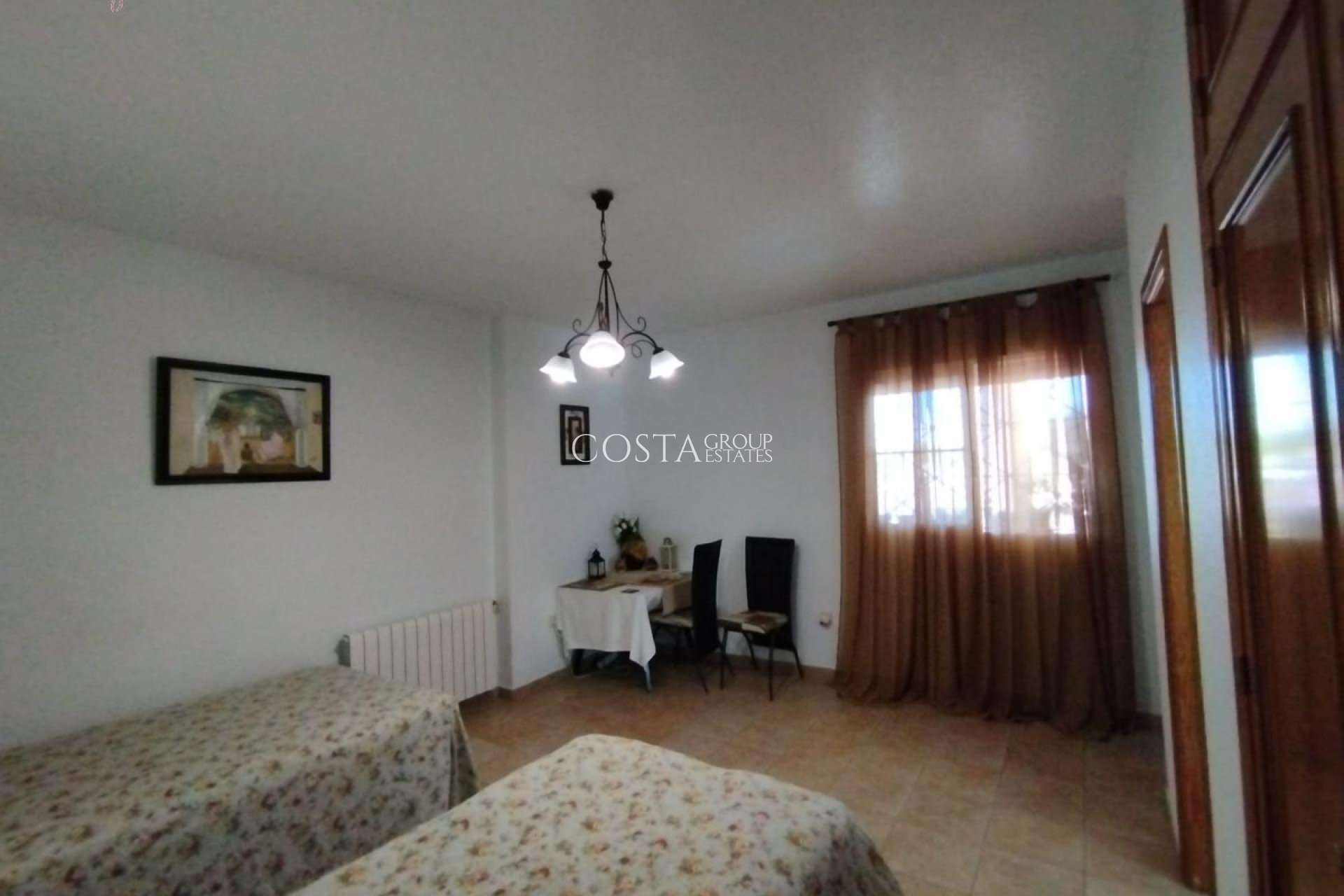 Herverkoop - Huis -
Torrevieja - Torrevieja Centro