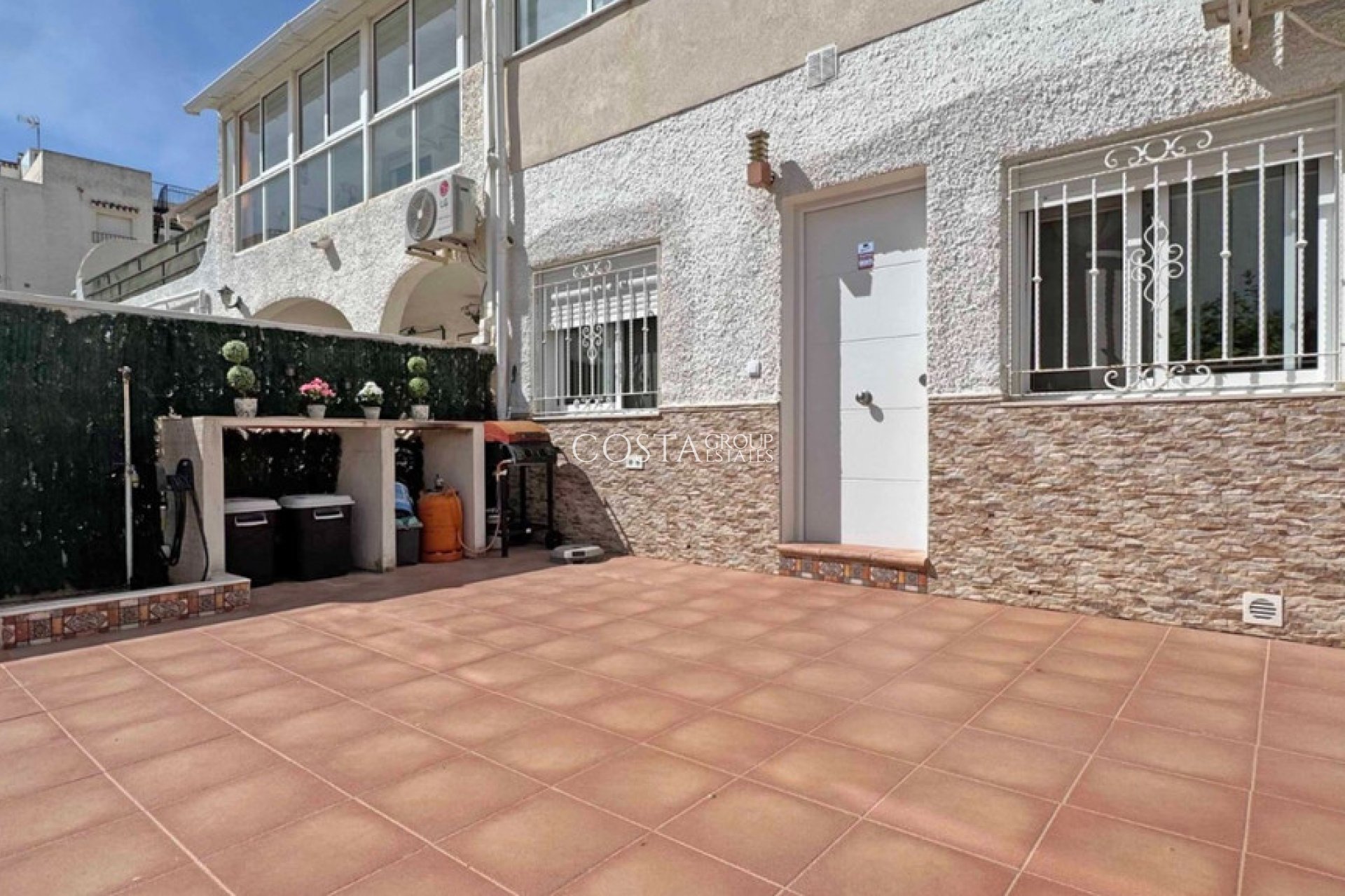 Herverkoop - Huis -
Torrevieja - Torrevieja Centro
