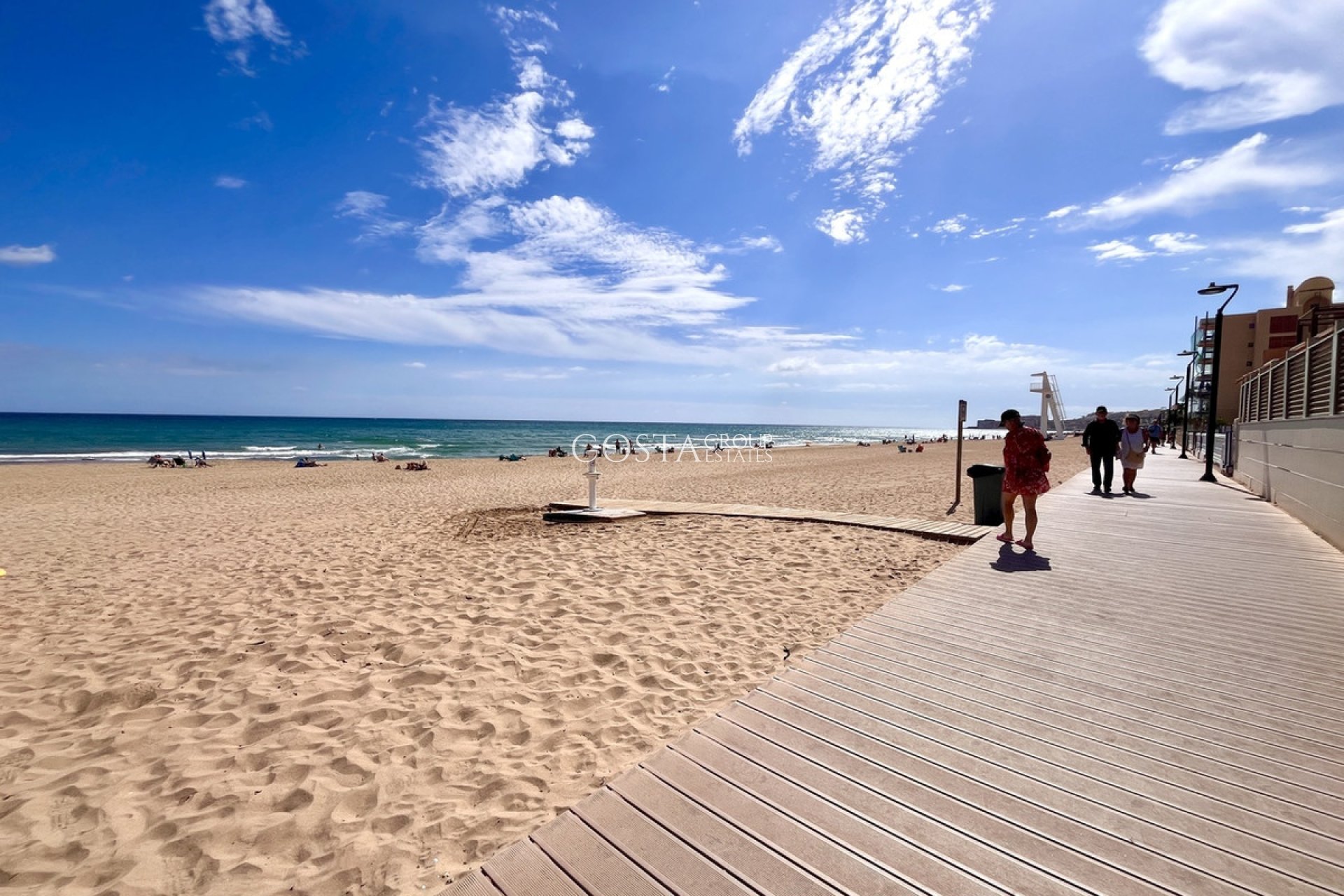 Herverkoop - Huis -
Torrevieja - Torrevieja Centro