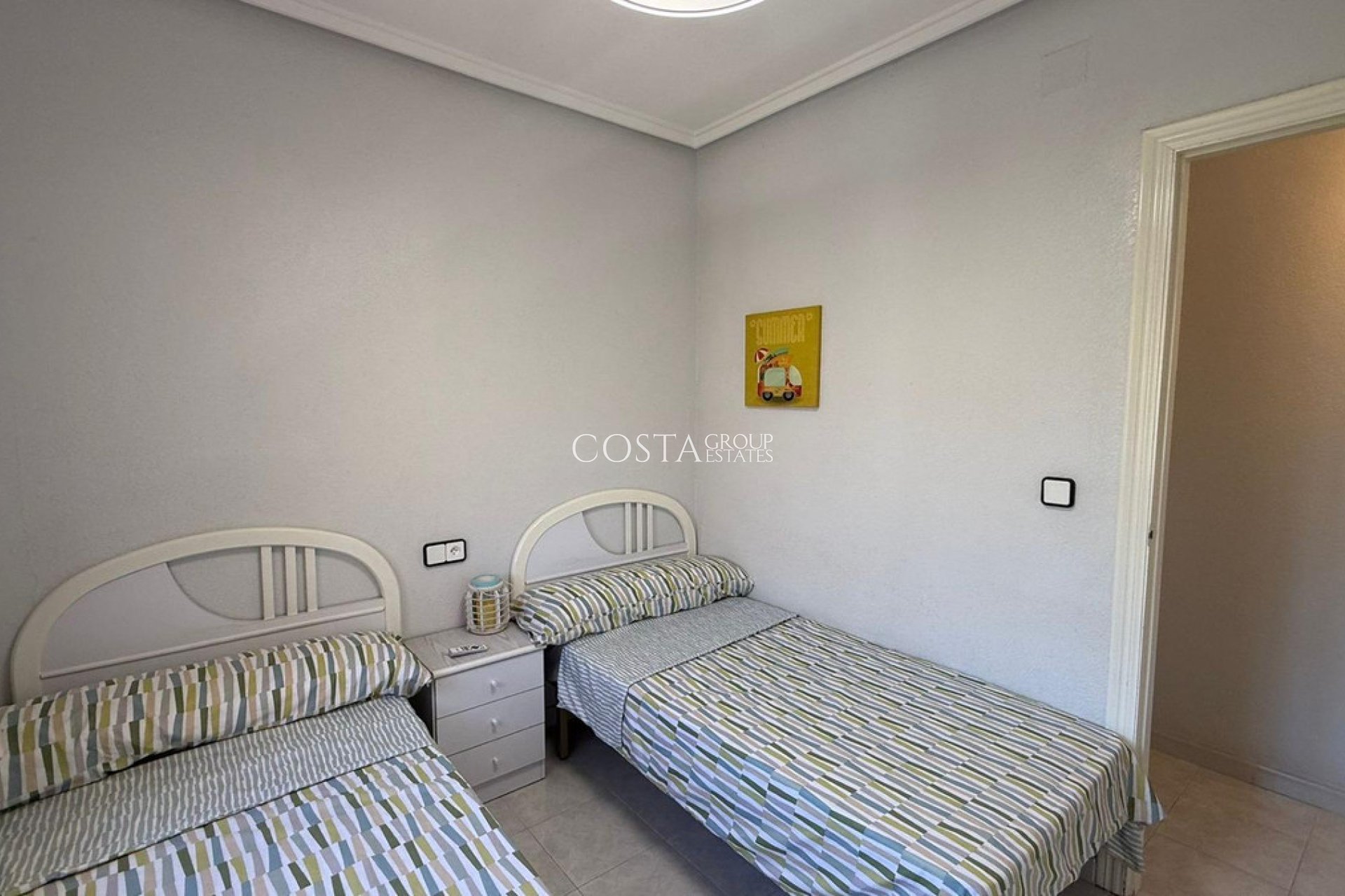 Herverkoop - Huis -
Torrevieja - Torrevieja Centro