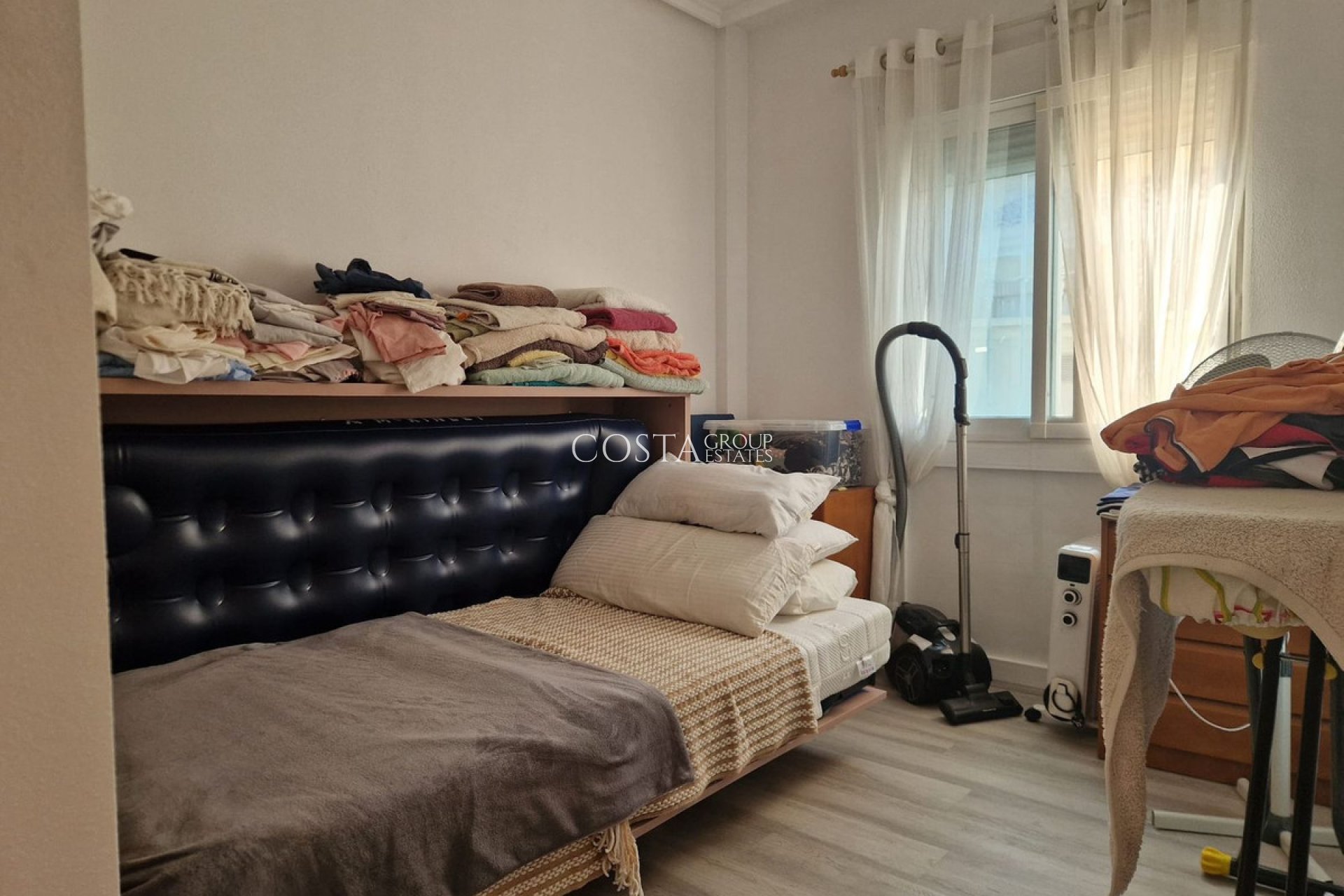 Herverkoop - Huis -
Torrevieja - Torrevieja Centro