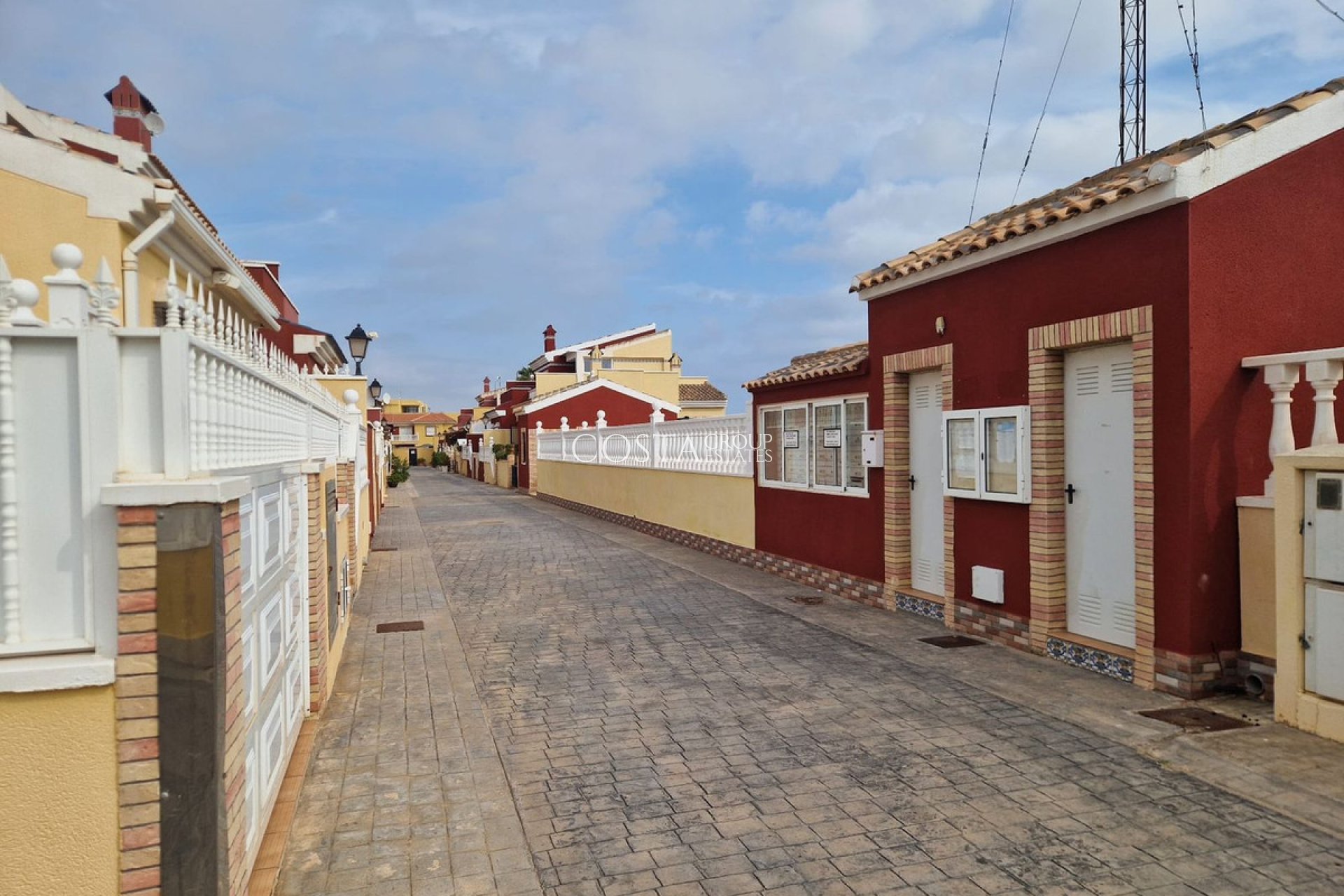 Herverkoop - Huis -
Torrevieja - Torrevieja Centro