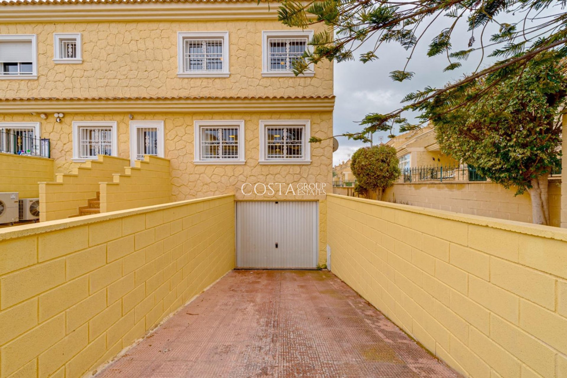 Herverkoop - Huis -
Torrevieja - Torrevieja Centro