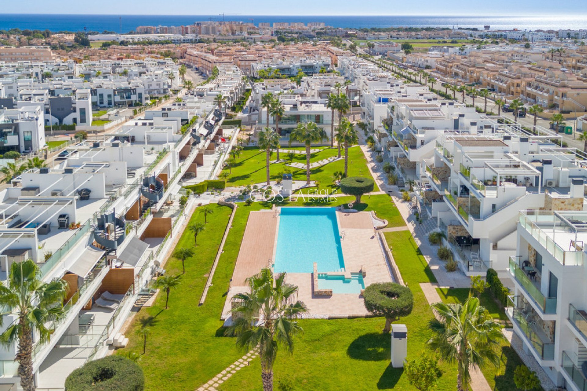 Herverkoop - Huis -
Torrevieja - Torrevieja Centro