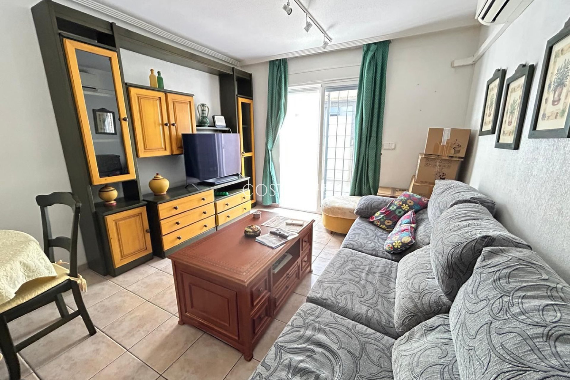 Herverkoop - Huis -
Torrevieja - Torrevieja Centro