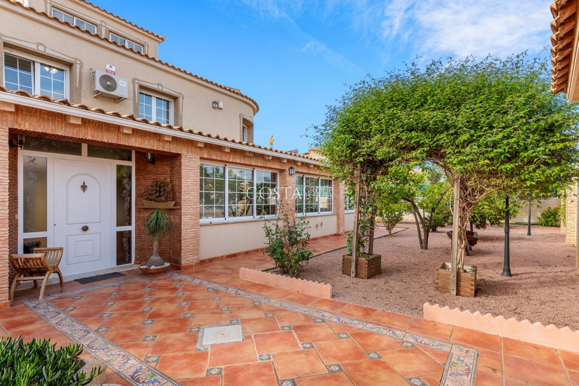 Herverkoop - Huis -
Torrevieja