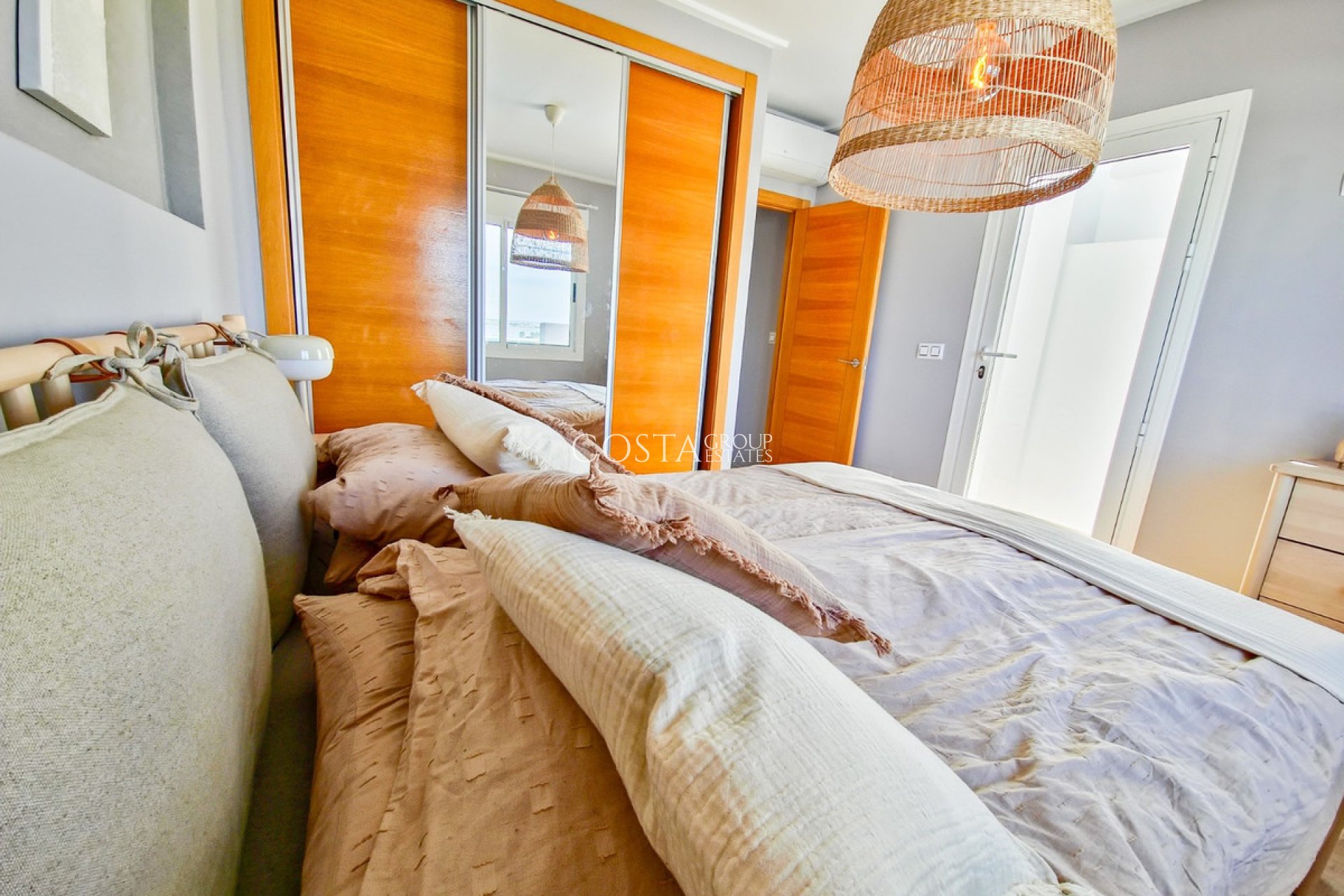 Herverkoop - Huis -
Torrevieja