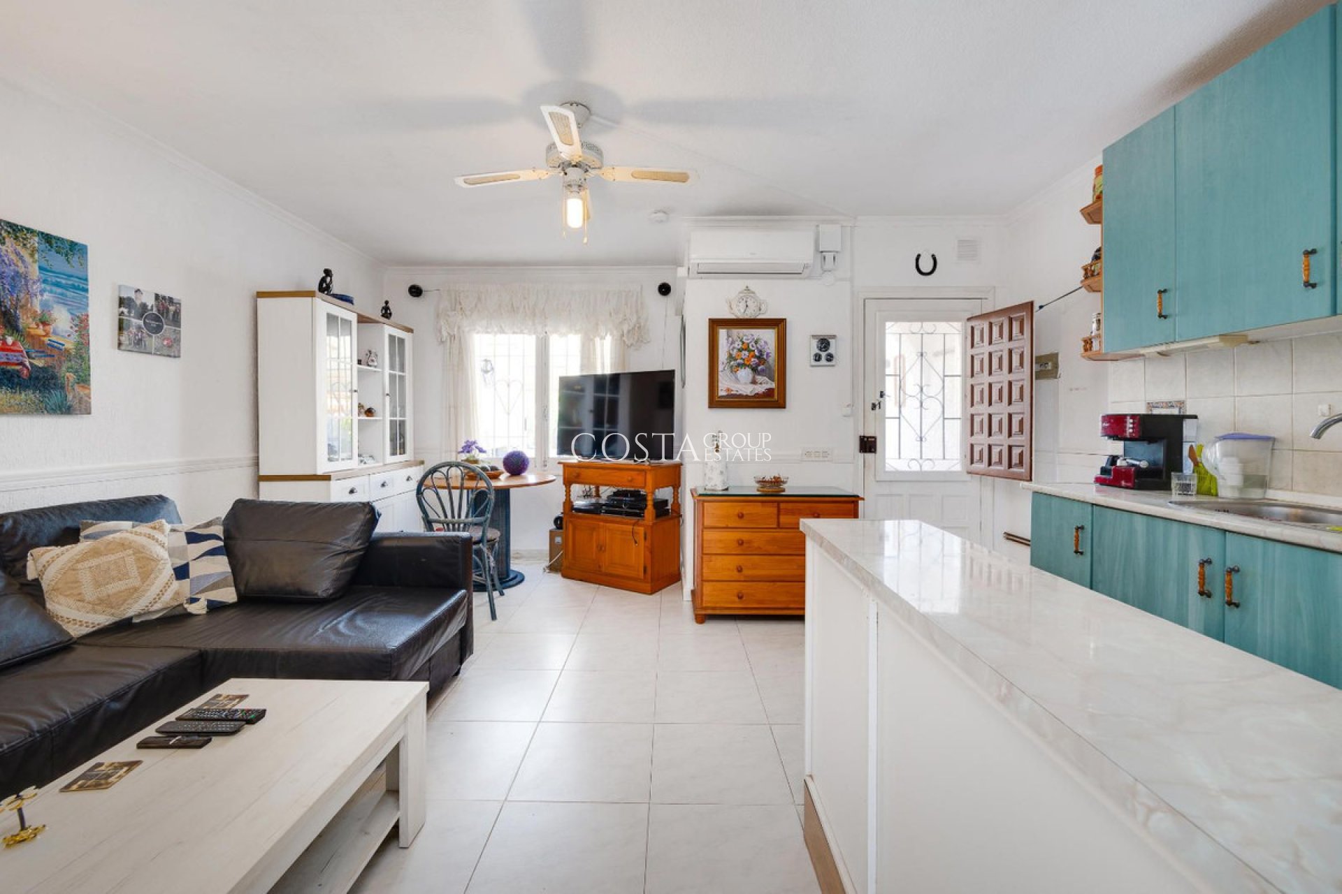 Herverkoop - Huis -
Torrevieja