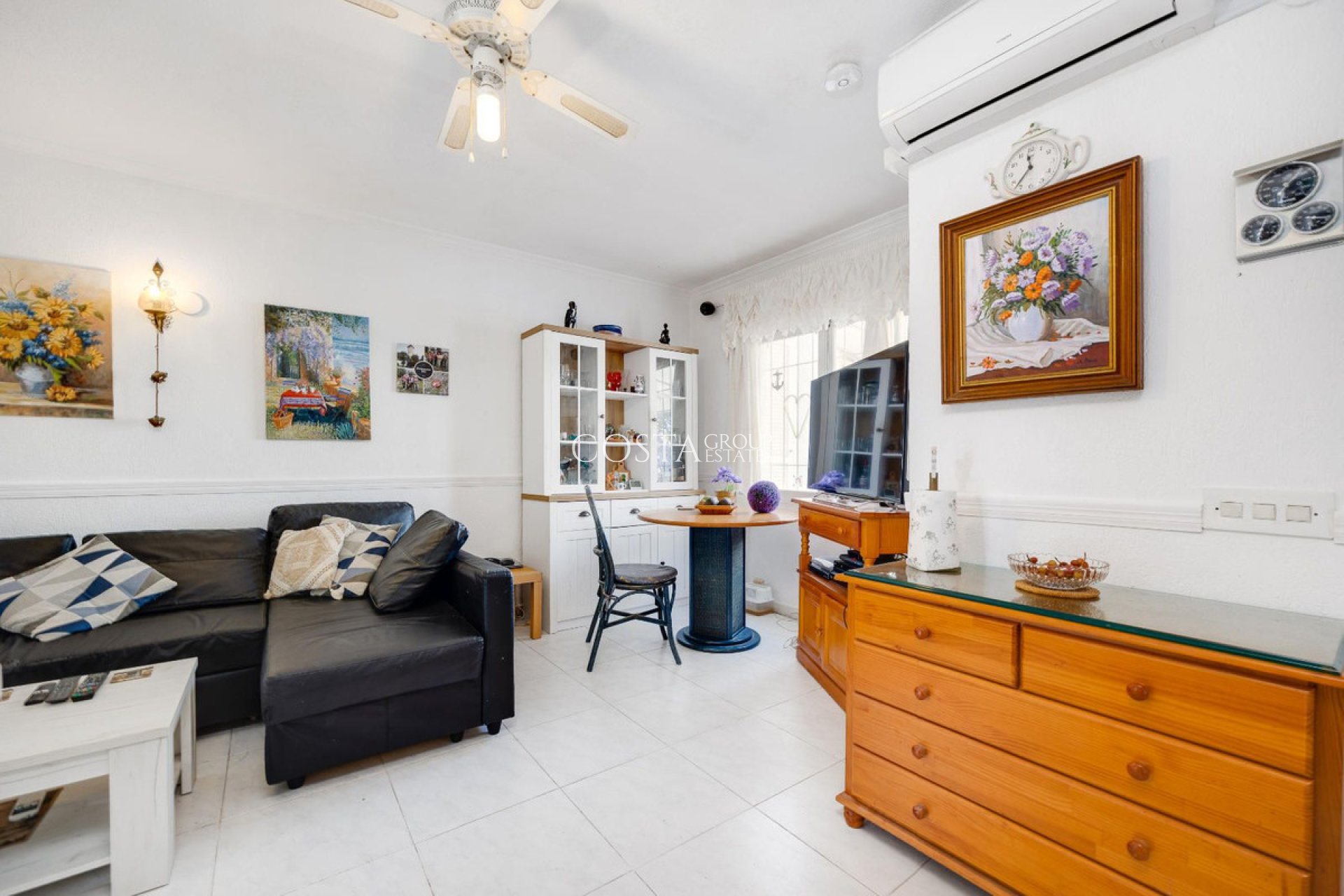 Herverkoop - Huis -
Torrevieja