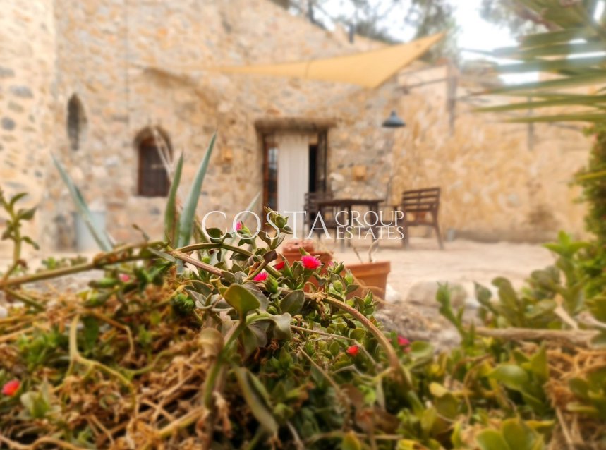 Herverkoop - Villa -
Abanilla - Abanilla Centro