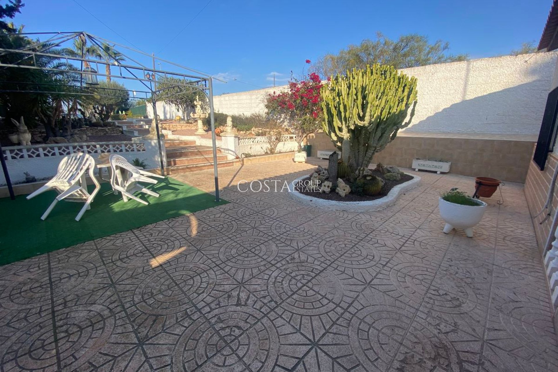 Herverkoop - Villa -
Algorfa - Algorfa Centro