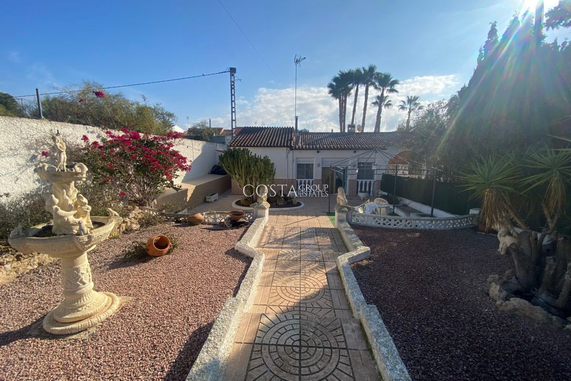 Herverkoop - Villa -
Algorfa - Algorfa Centro