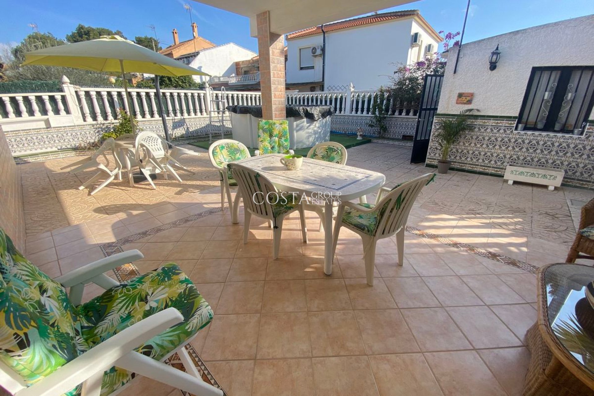 Herverkoop - Villa -
Algorfa - Algorfa Centro