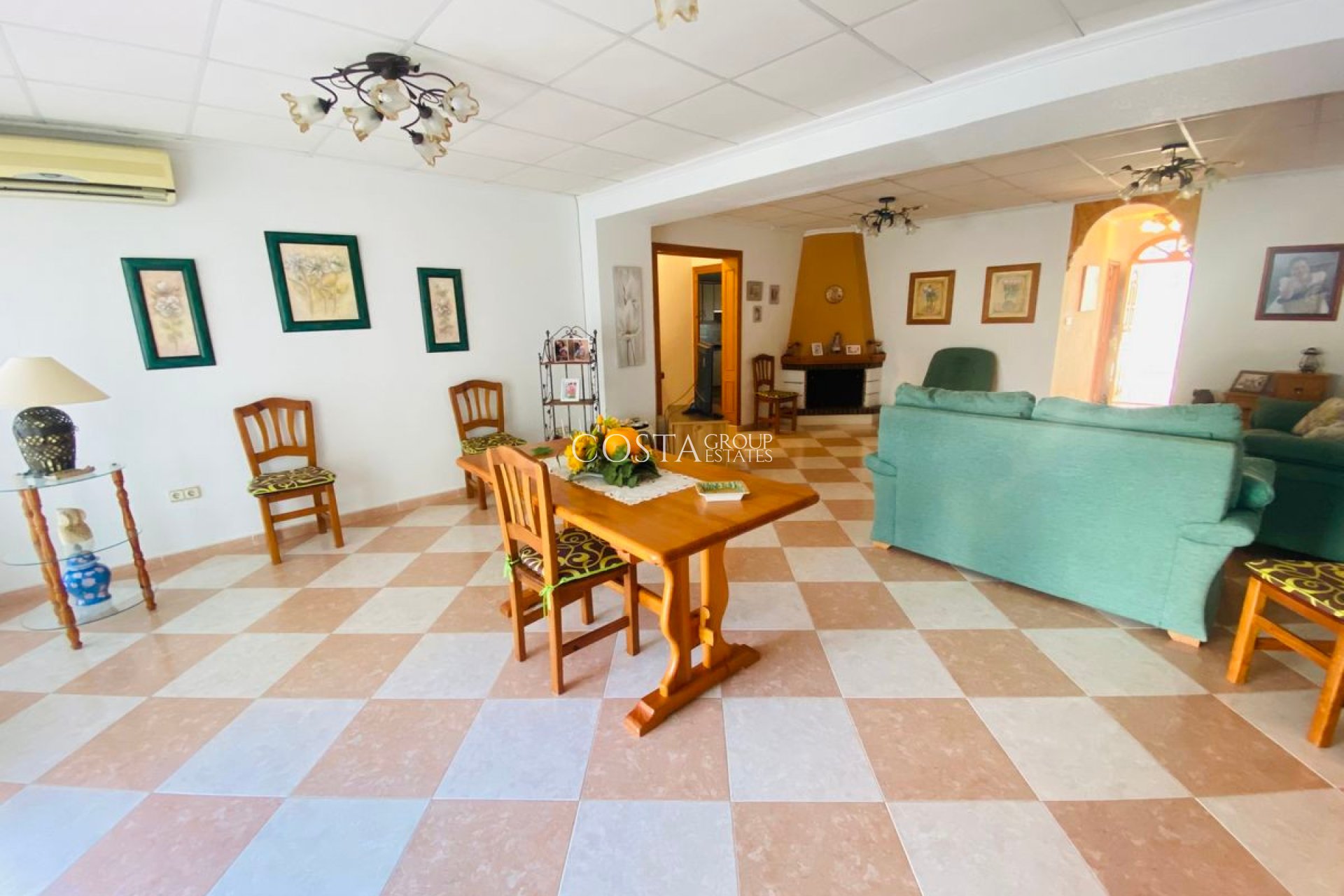 Herverkoop - Villa -
Algorfa - Algorfa Centro