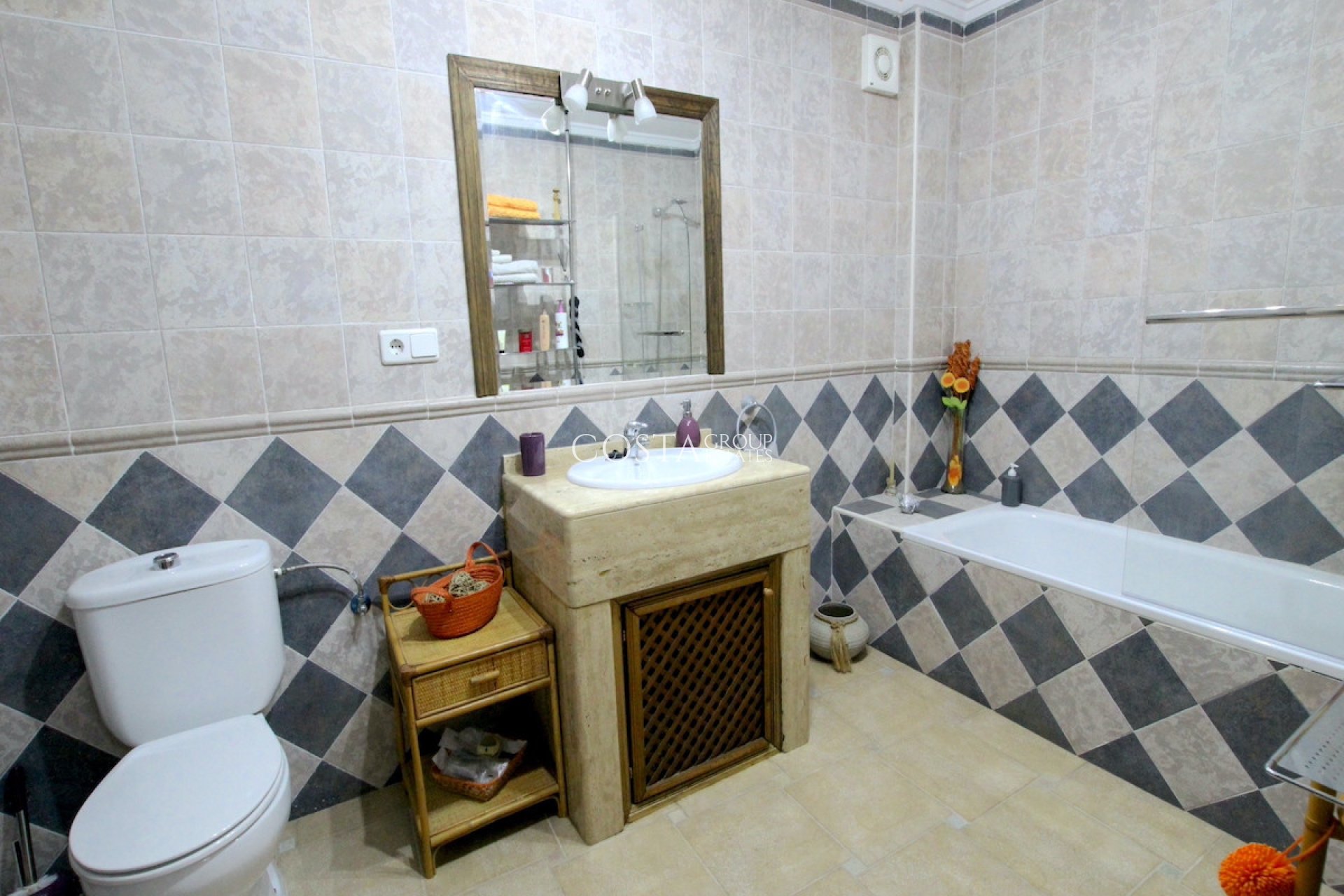 Herverkoop - Villa -
Algorfa - Algorfa Centro