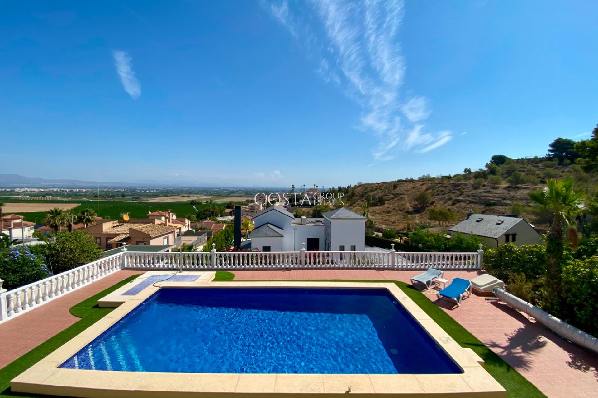 Herverkoop - Villa -
Algorfa - Algorfa Centro