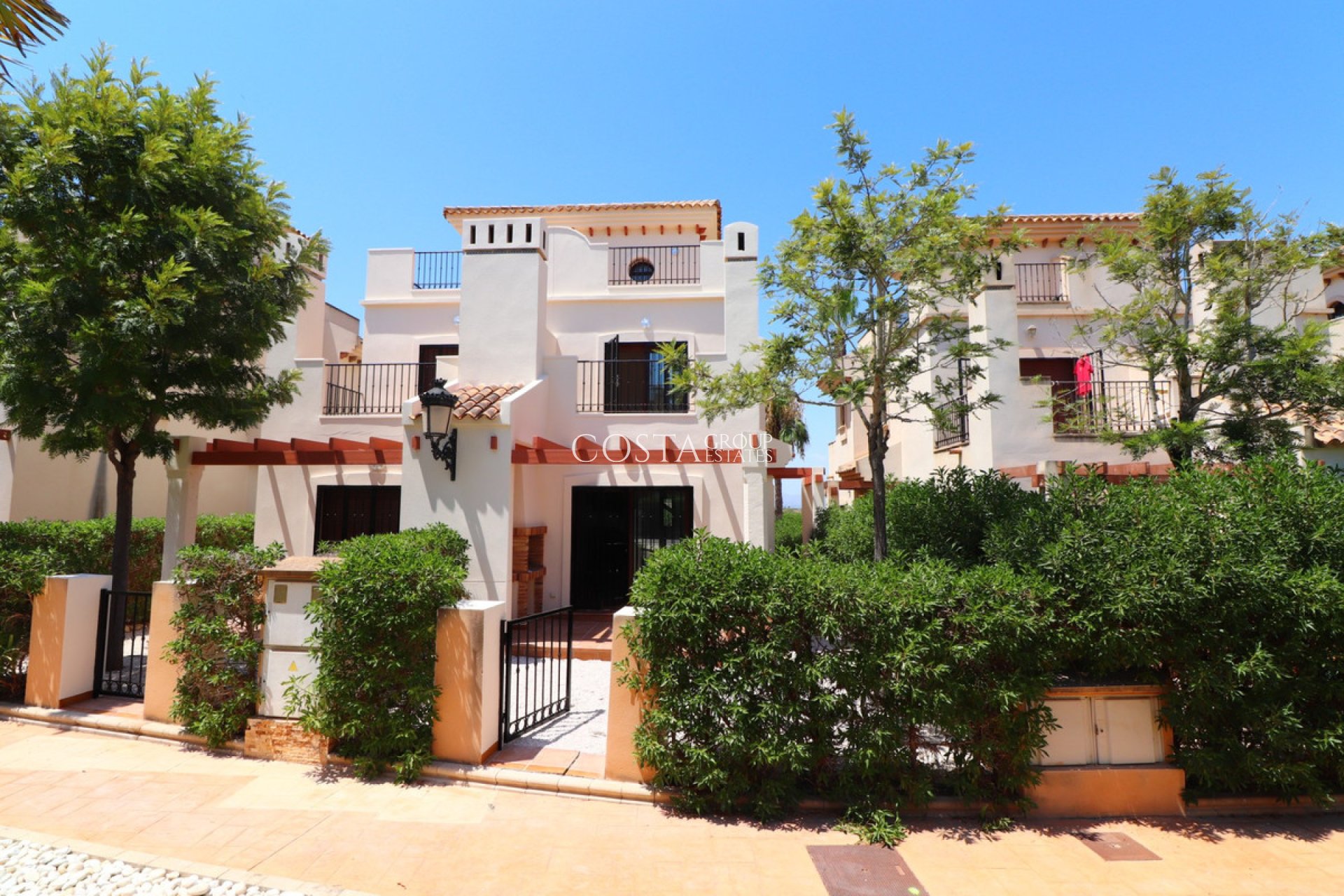 Herverkoop - Villa -
Algorfa - Algorfa Centro
