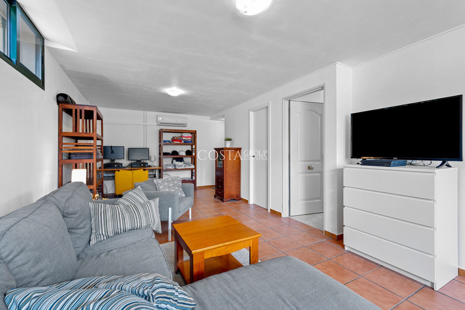 Herverkoop - Villa -
Algorfa - Algorfa Centro