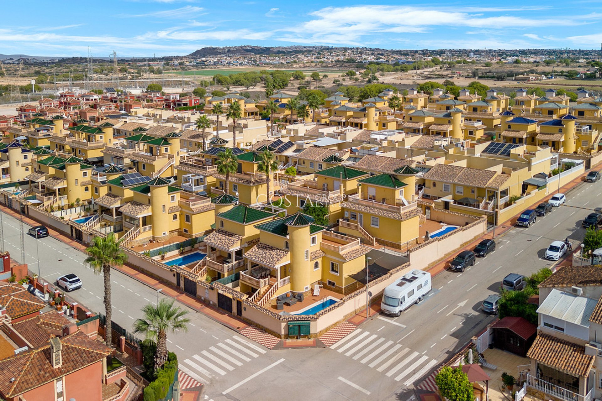 Herverkoop - Villa -
Algorfa - Algorfa Centro