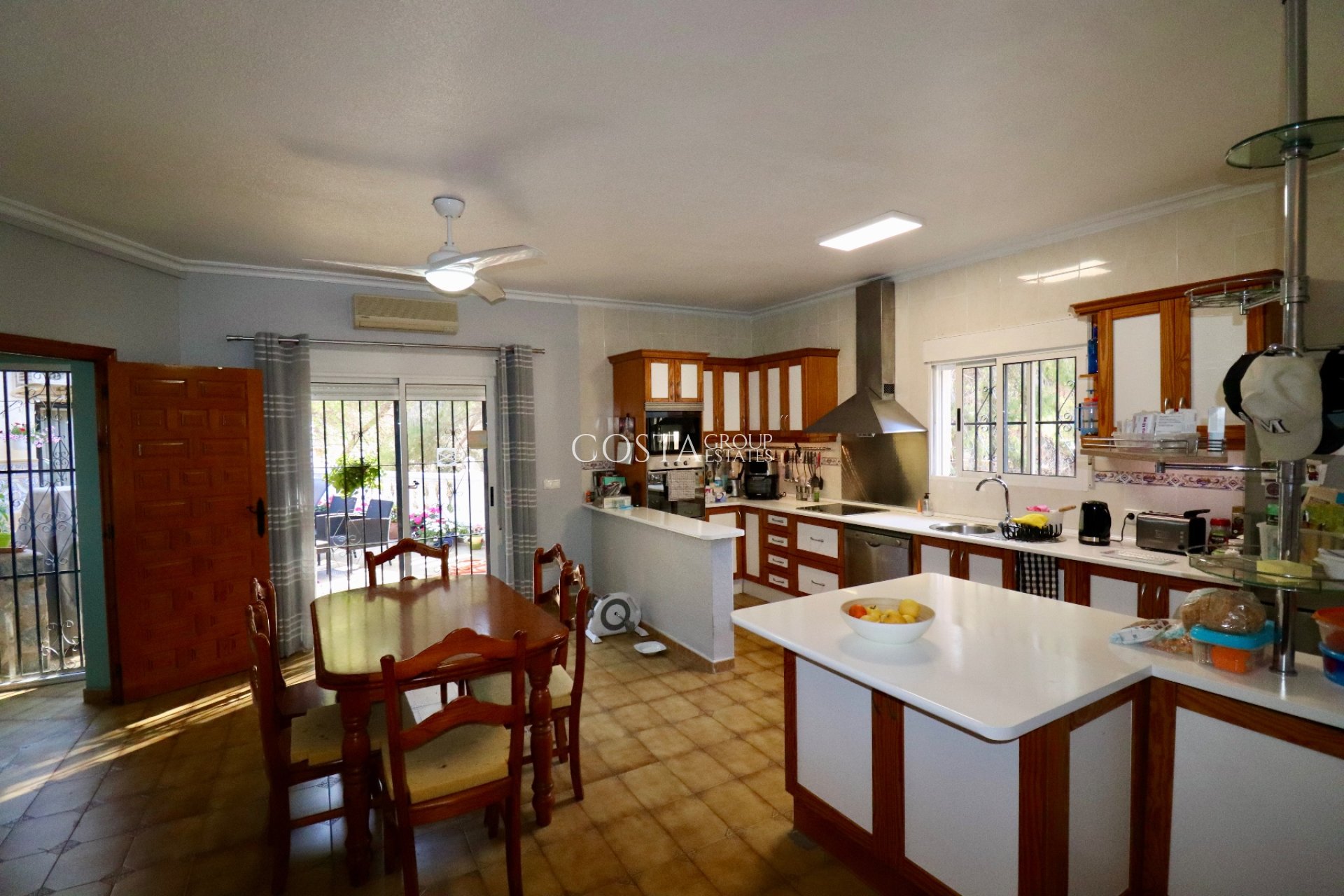 Herverkoop - Villa -
Algorfa - Castillo de montemar