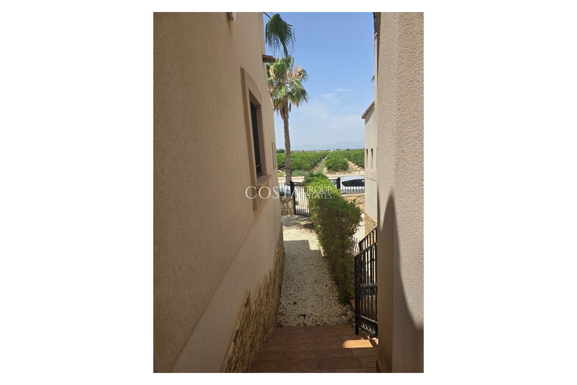 Herverkoop - Villa -
Algorfa - La Finca Golf Resort