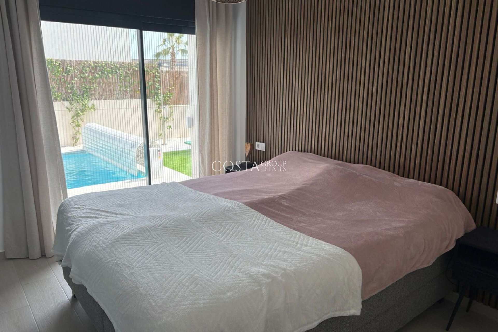 Herverkoop - Villa -
Algorfa - La Finca Golf
