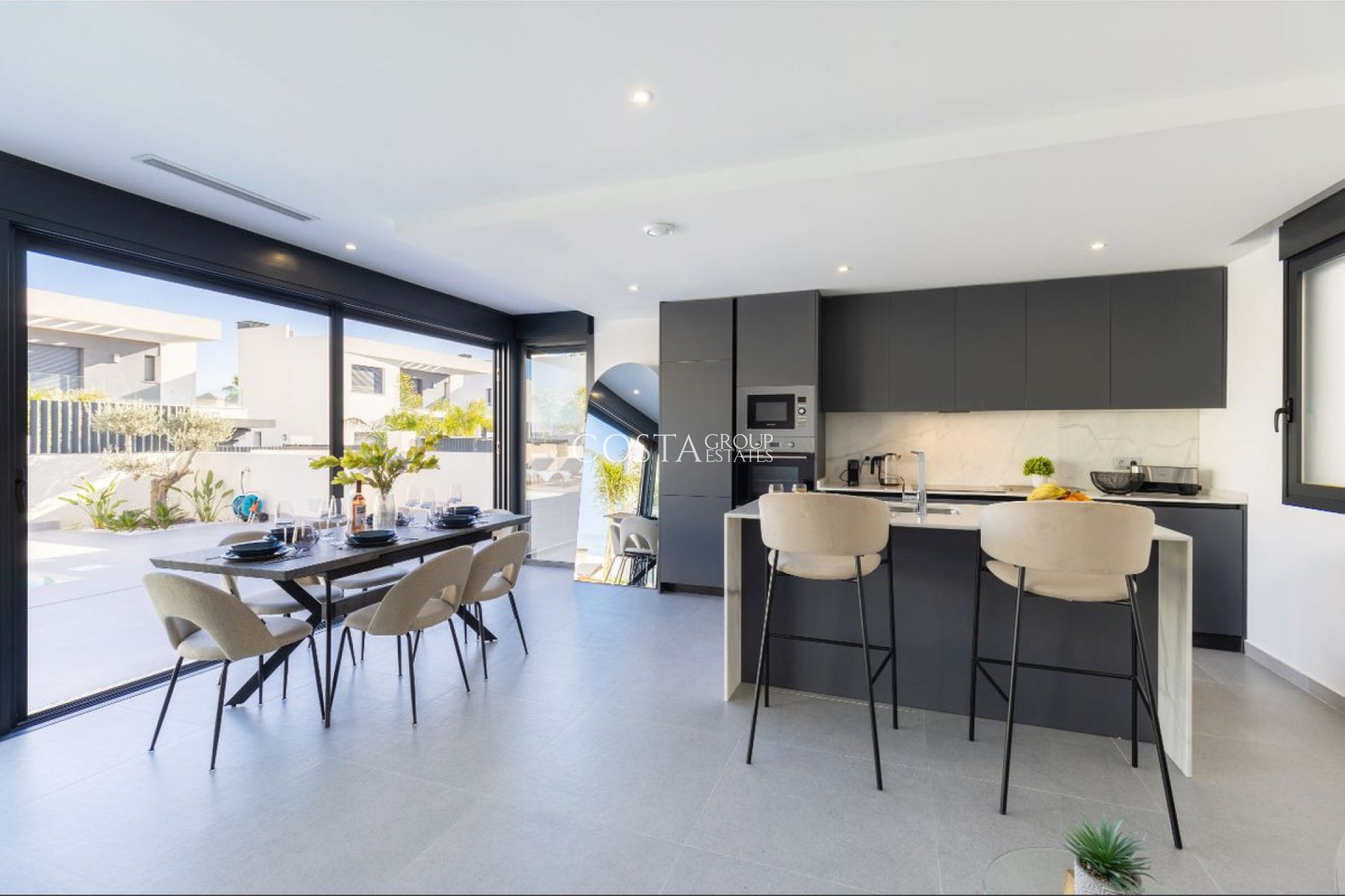 Herverkoop - Villa -
Algorfa - La Finca Golf