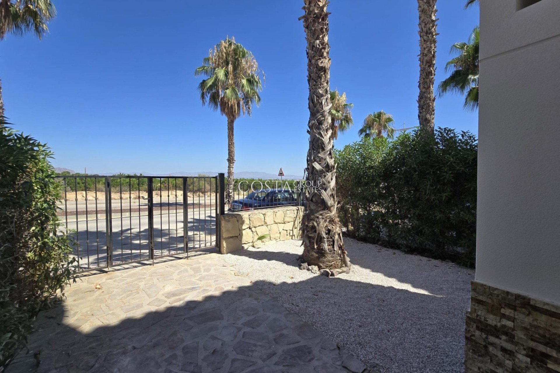 Herverkoop - Villa -
Algorfa - La Finca Golf