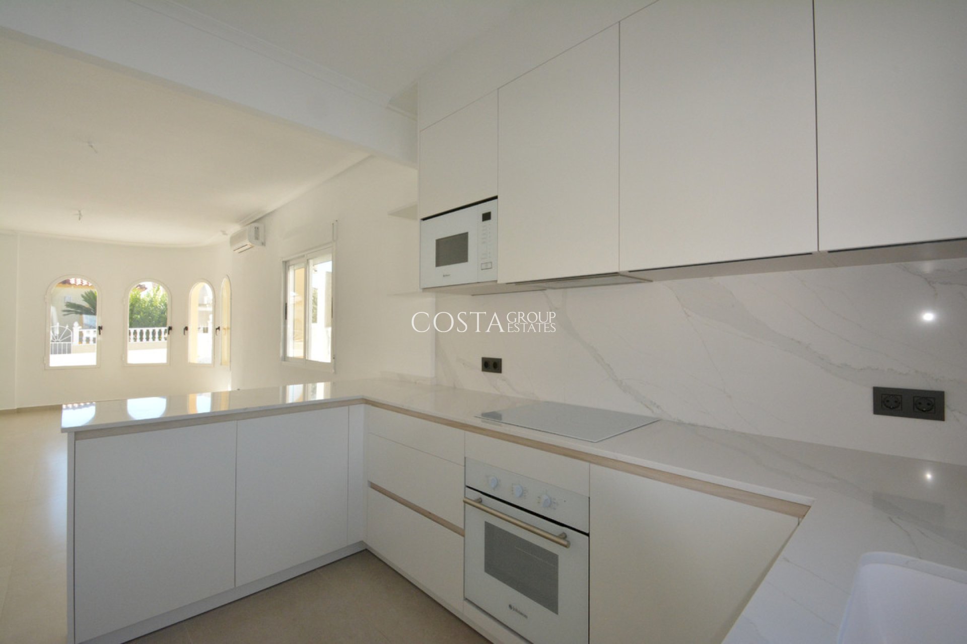 Herverkoop - Villa -
Algorfa - Lo Crispin