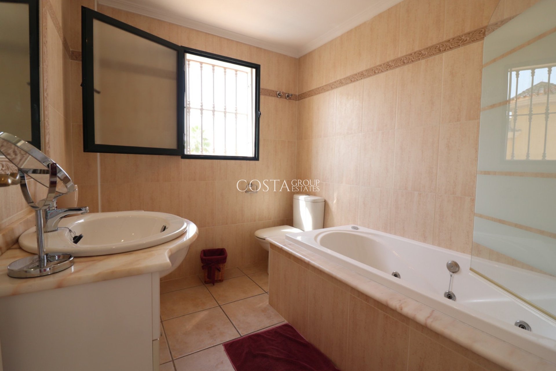 Herverkoop - Villa -
Algorfa - Lo Crispin