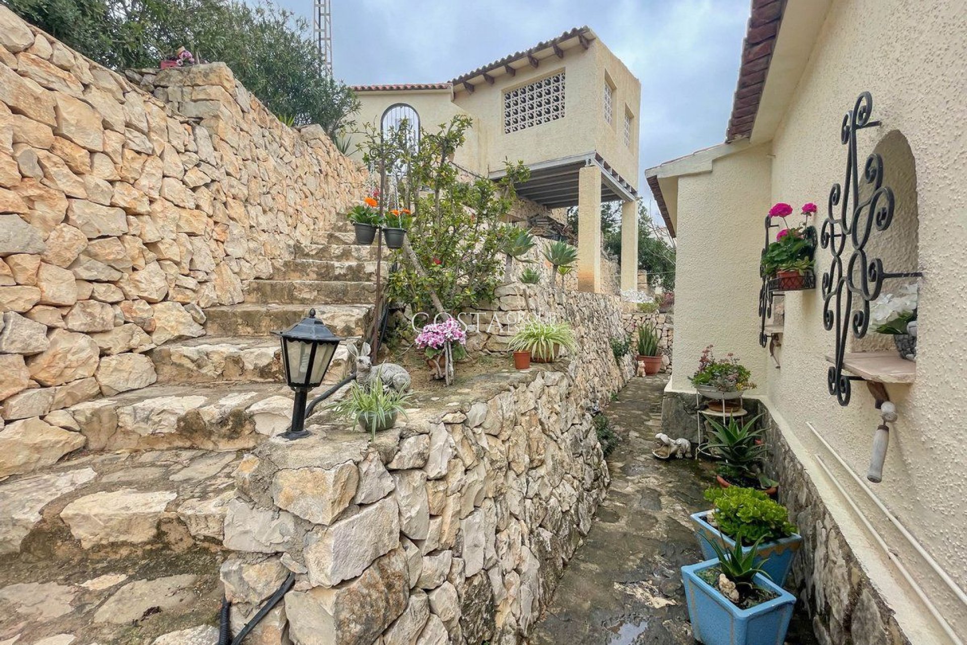 Herverkoop - Villa -
Algorfa - Montemar