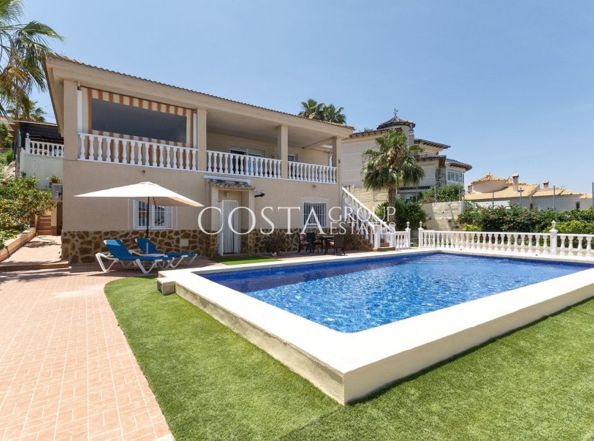 Herverkoop - Villa -
Algorfa