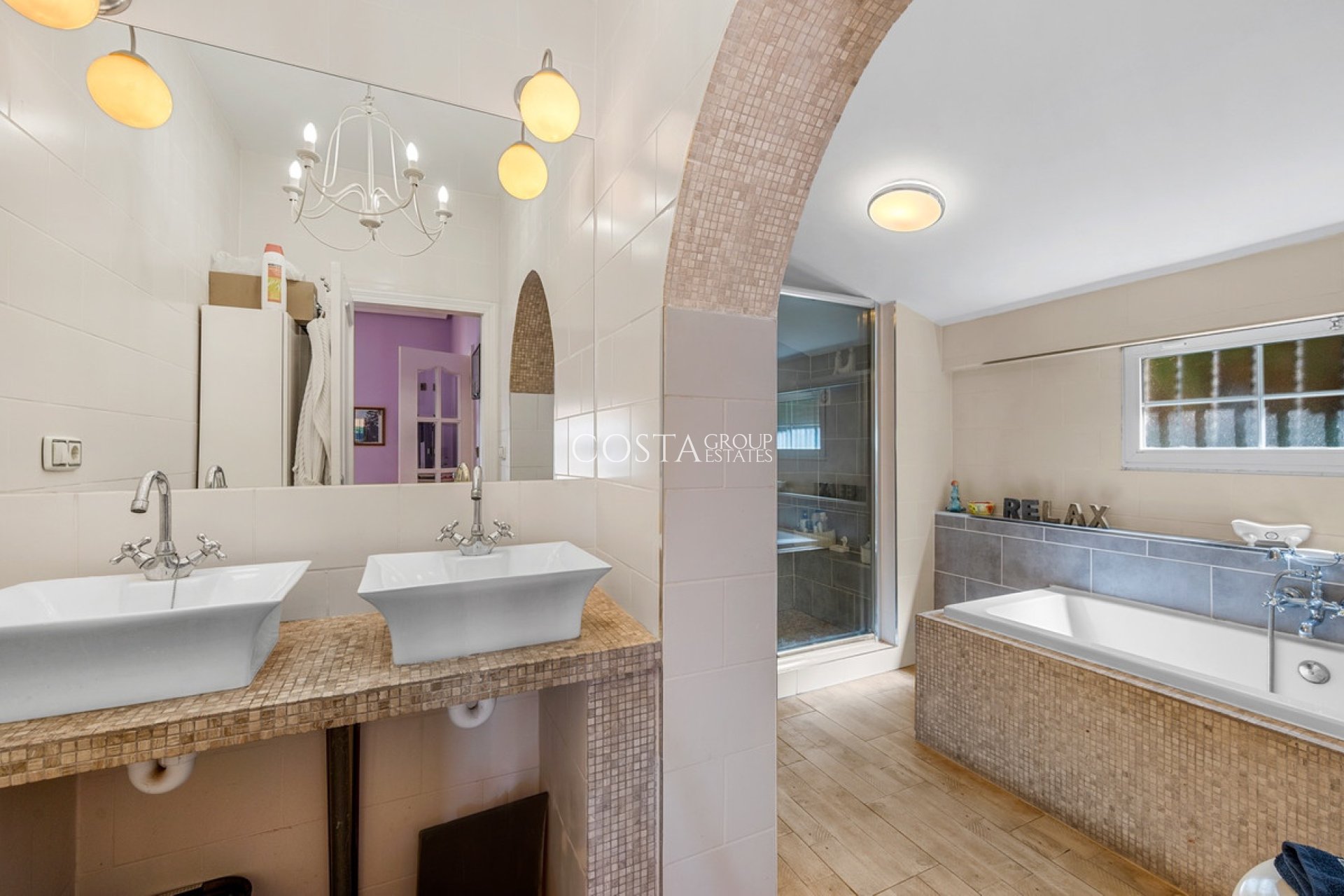 Herverkoop - Villa -
Almoradí - Almoradi Centro