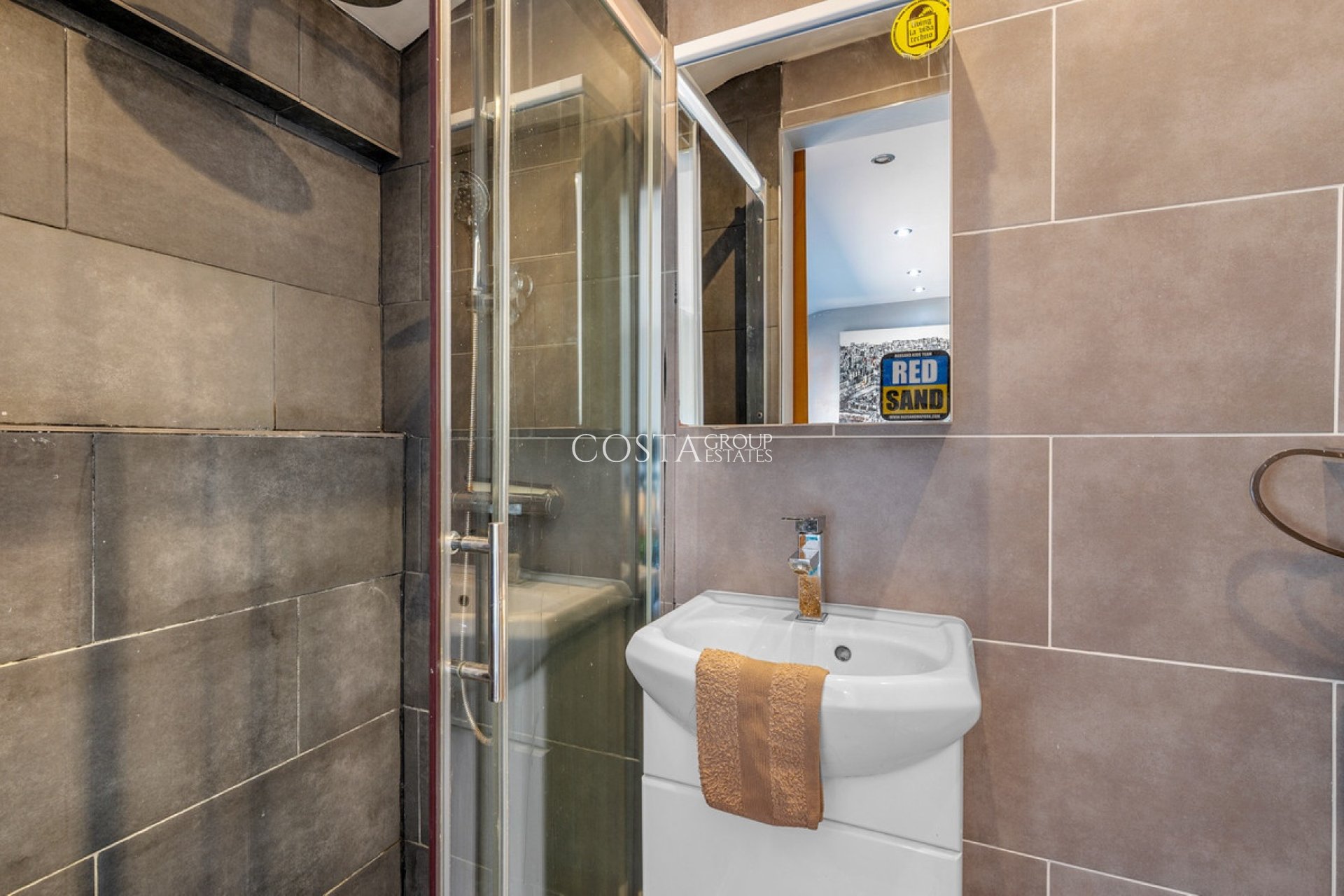 Herverkoop - Villa -
Almoradí - Almoradi Centro