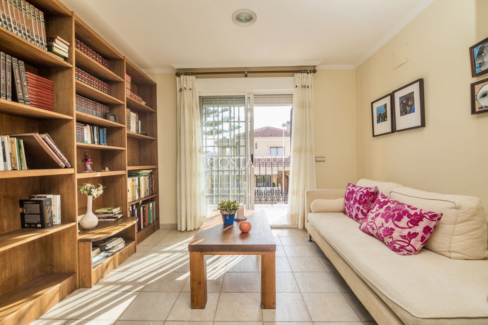 Herverkoop - Villa -
Almoradí - Almoradi Centro