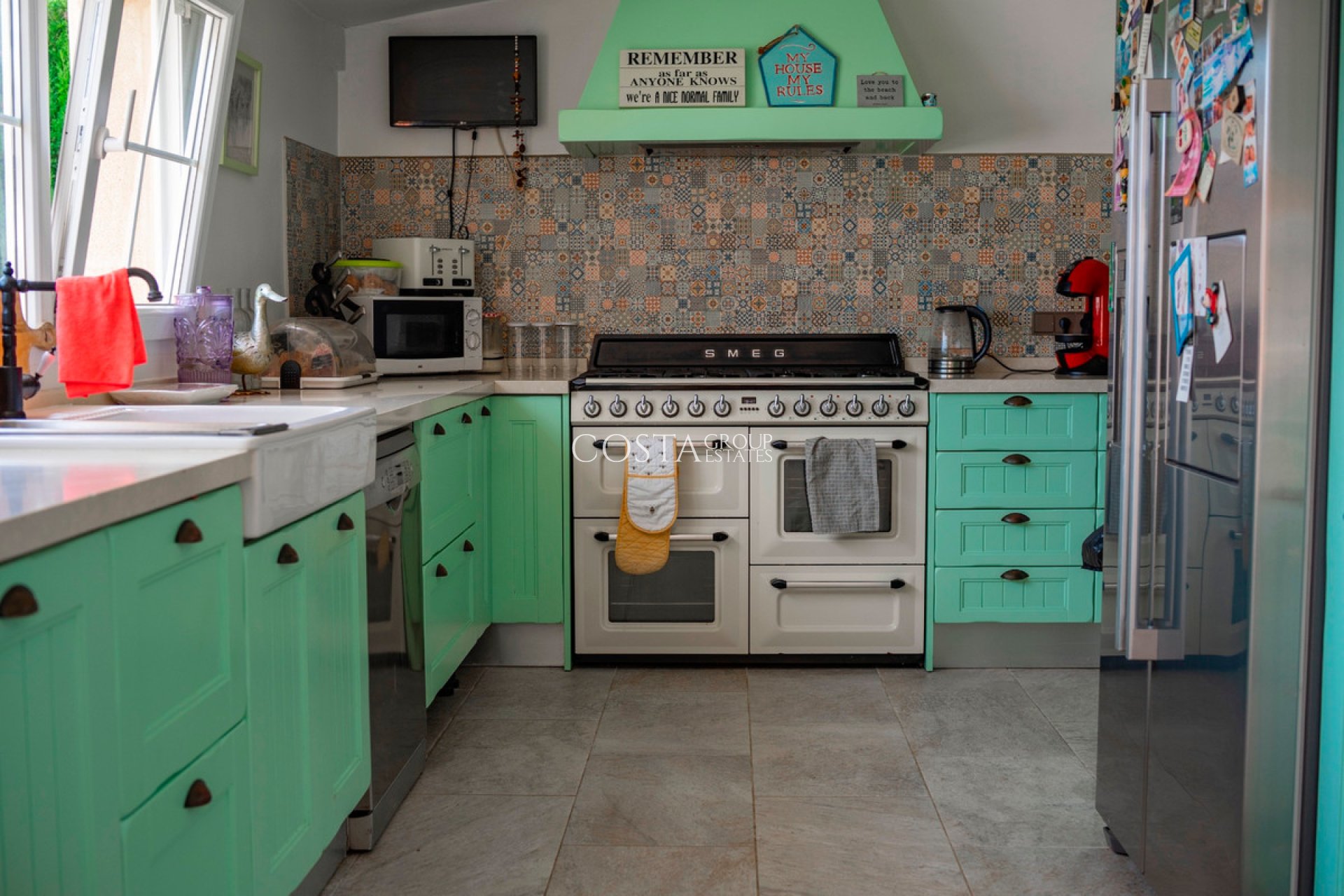 Herverkoop - Villa -
Almoradí - Heredades