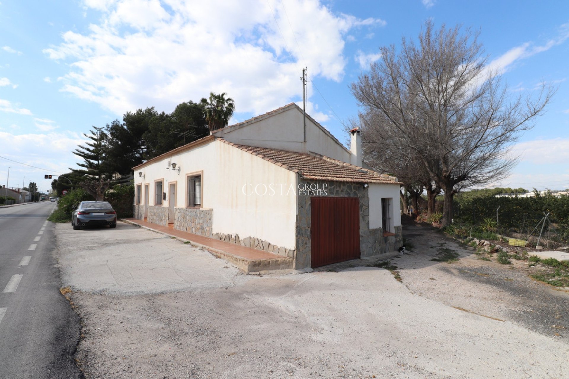 Herverkoop - Villa -
Almoradí - Heredades