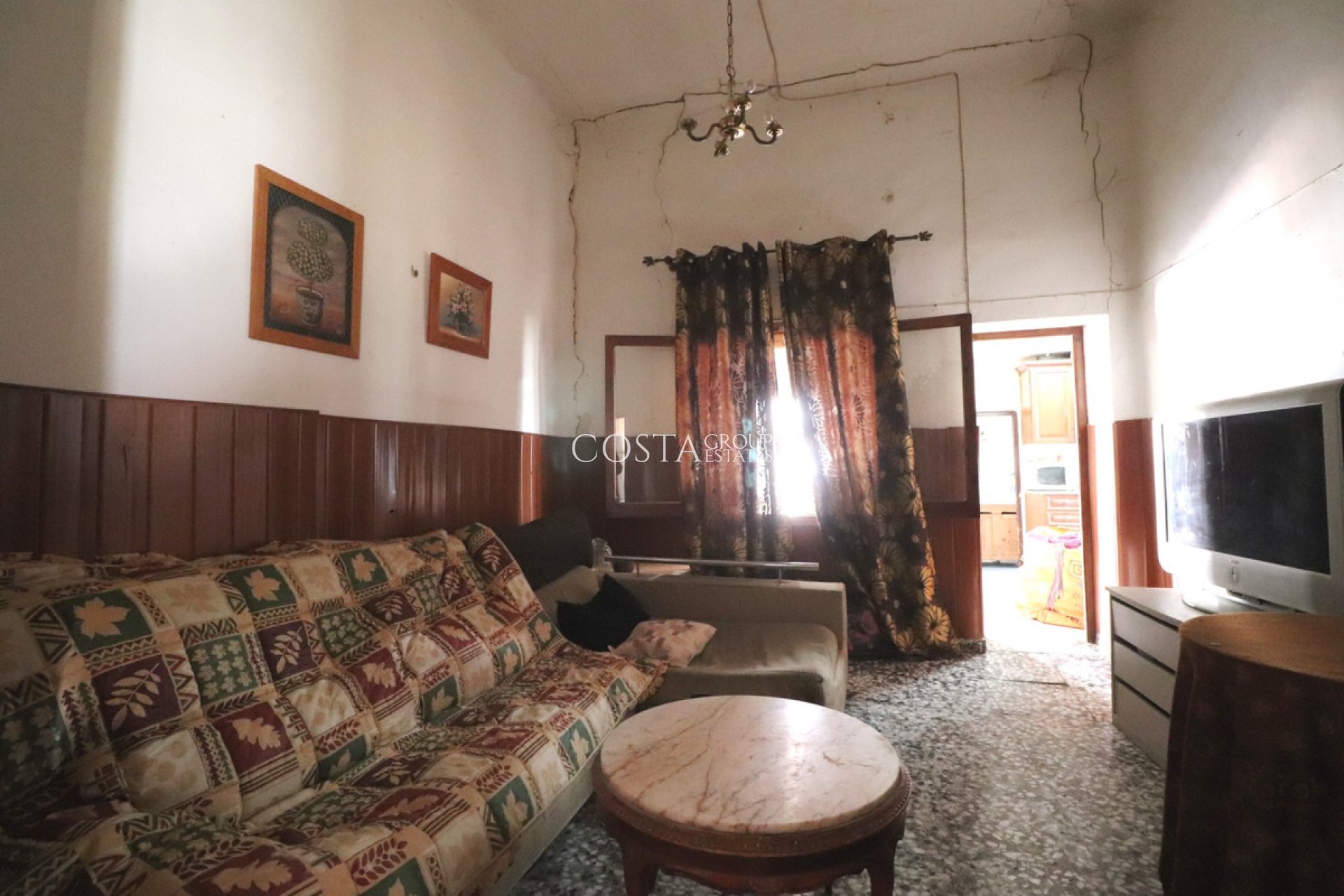 Herverkoop - Villa -
Almoradí - Heredades