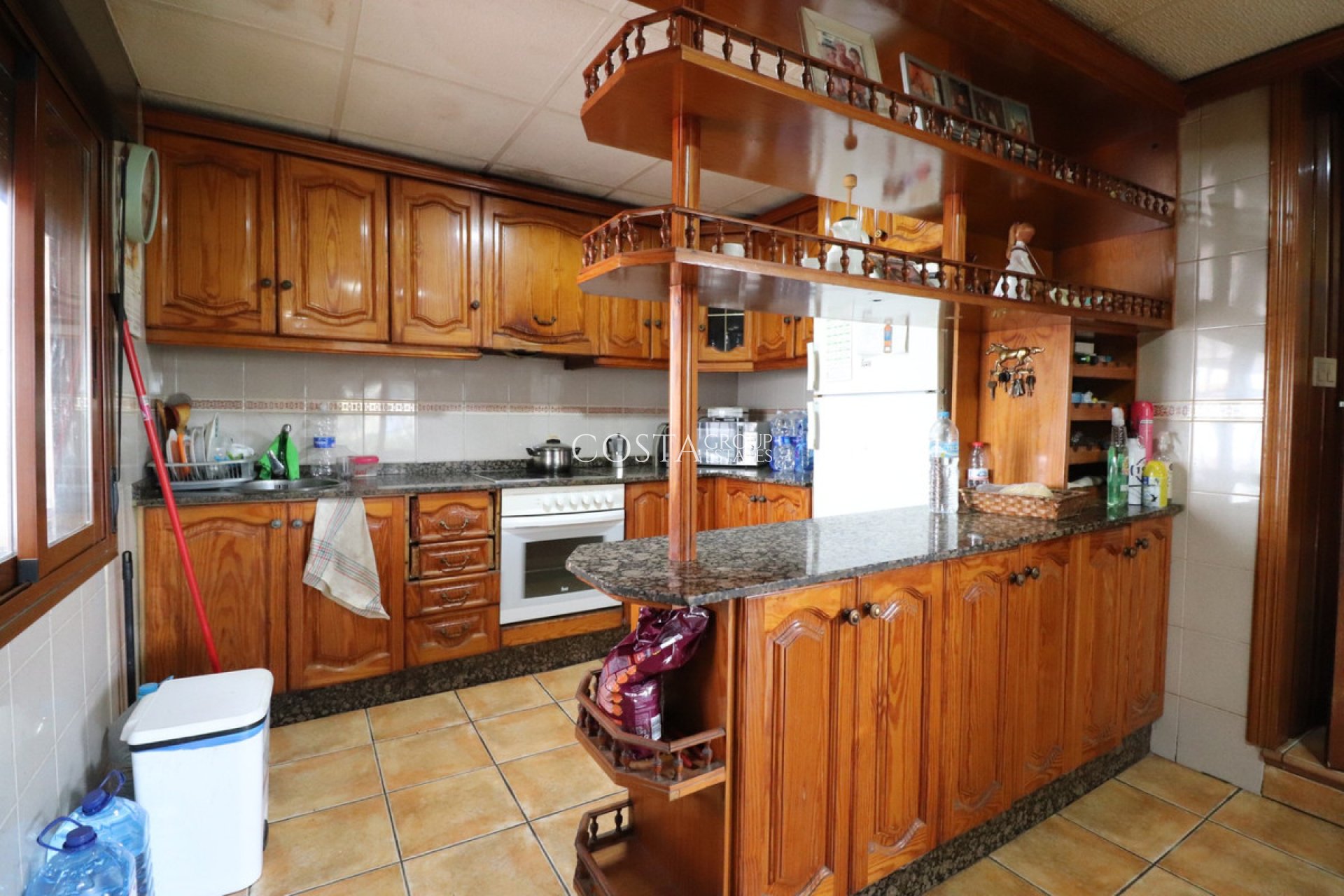 Herverkoop - Villa -
Almoradí - Heredades