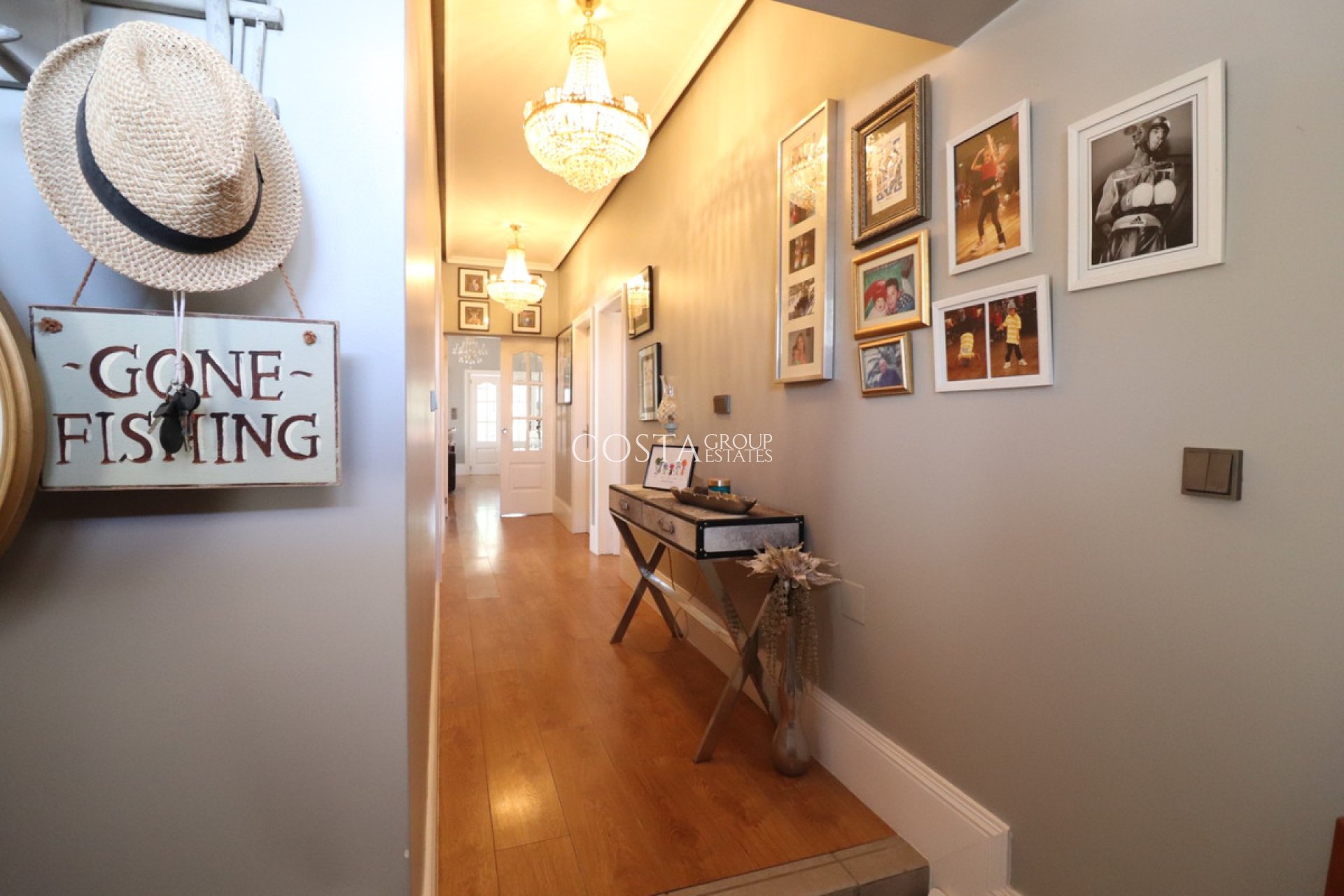 Herverkoop - Villa -
Almoradí - Heredades