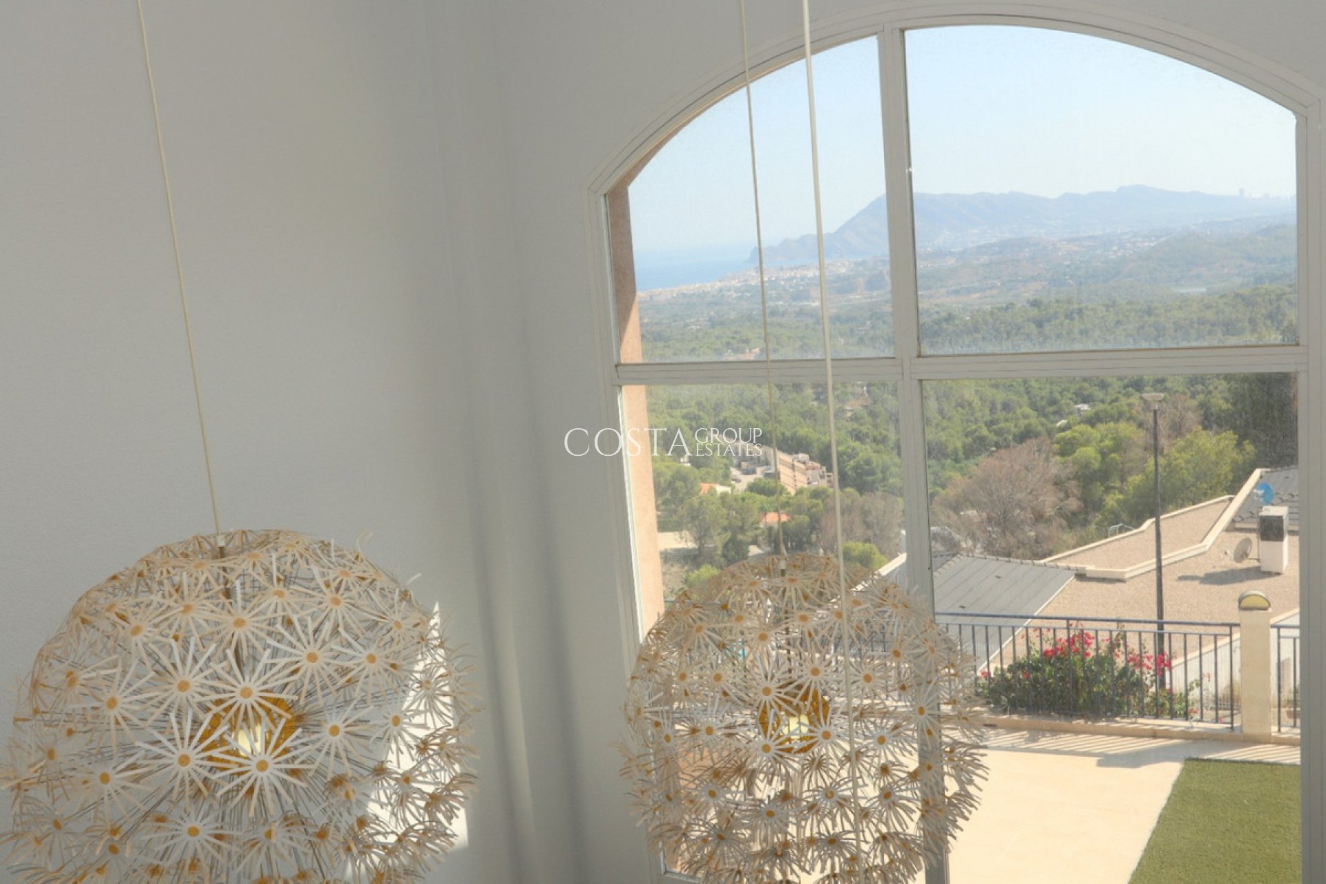 Herverkoop - Villa -
Altea - Altea Centro