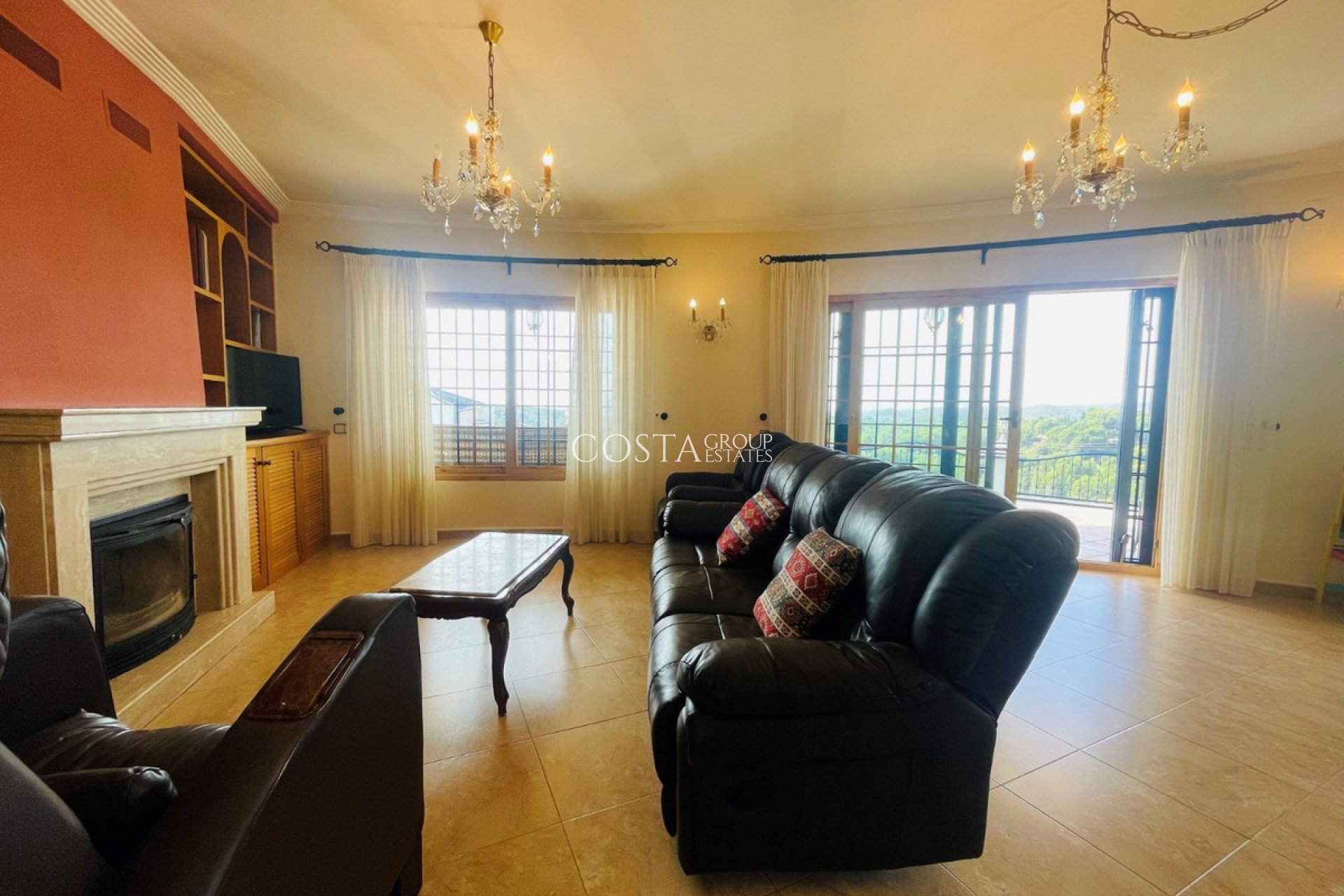 Herverkoop - Villa -
Altea - Altea Centro