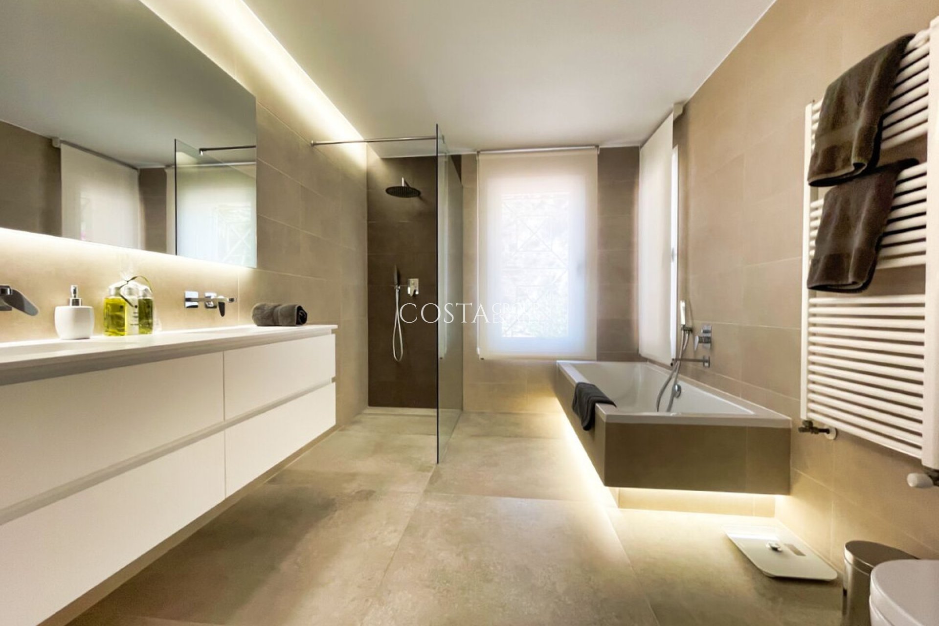 Herverkoop - Villa -
Altea - Altea La Vella